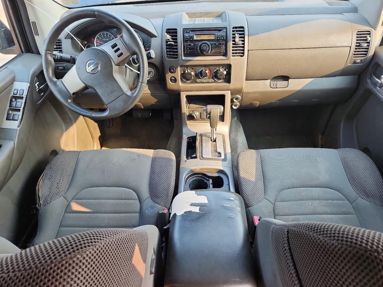 2011 Nissan Pathfinder S Charcoal vin: 5N1AR1NB8BC631618
