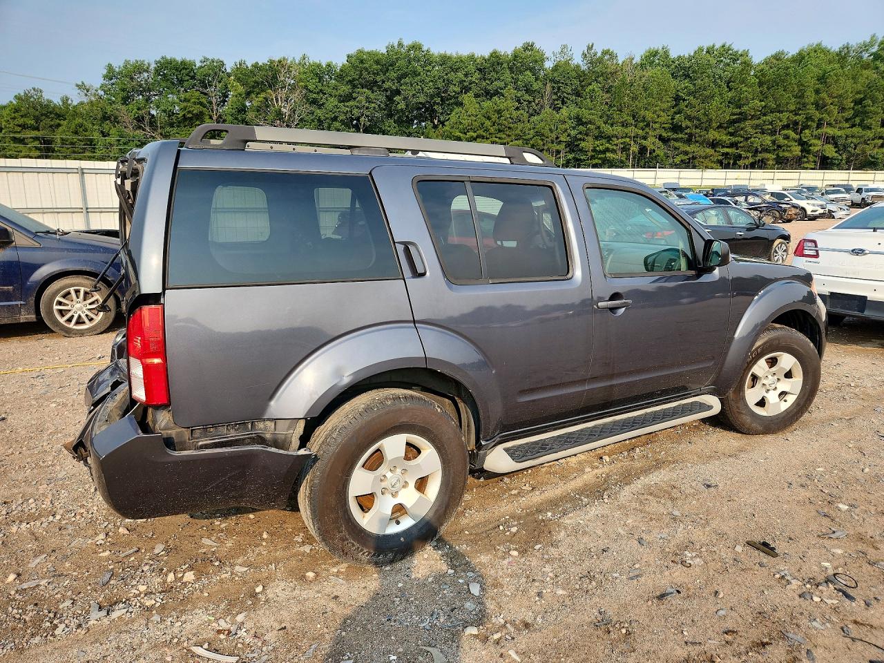 2011 Nissan Pathfinder S Charcoal vin: 5N1AR1NB8BC631618