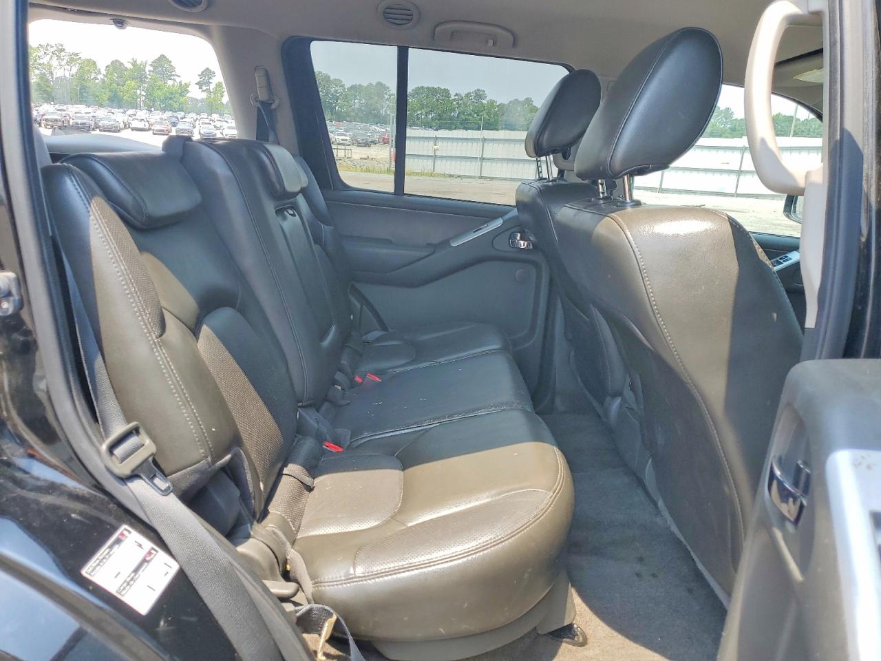 2011 Nissan Pathfinder S Black vin: 5N1AR1NB8BC632414