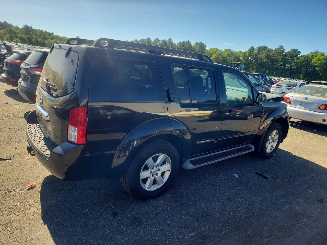 2011 Nissan Pathfinder S Black vin: 5N1AR1NB8BC635538