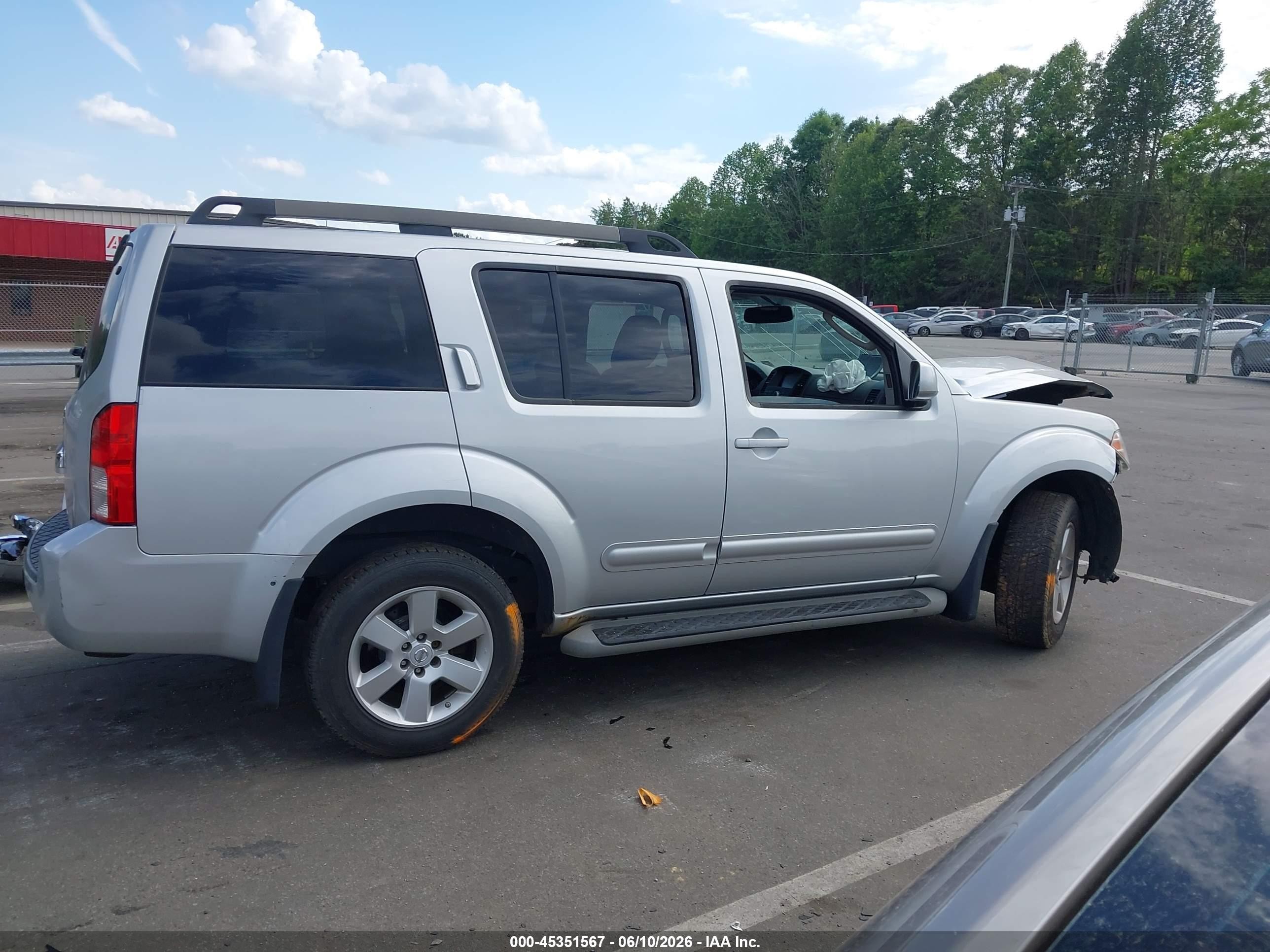 2012 Nissan Pathfinder Sv Silver vin: 5N1AR1NB8CC607952