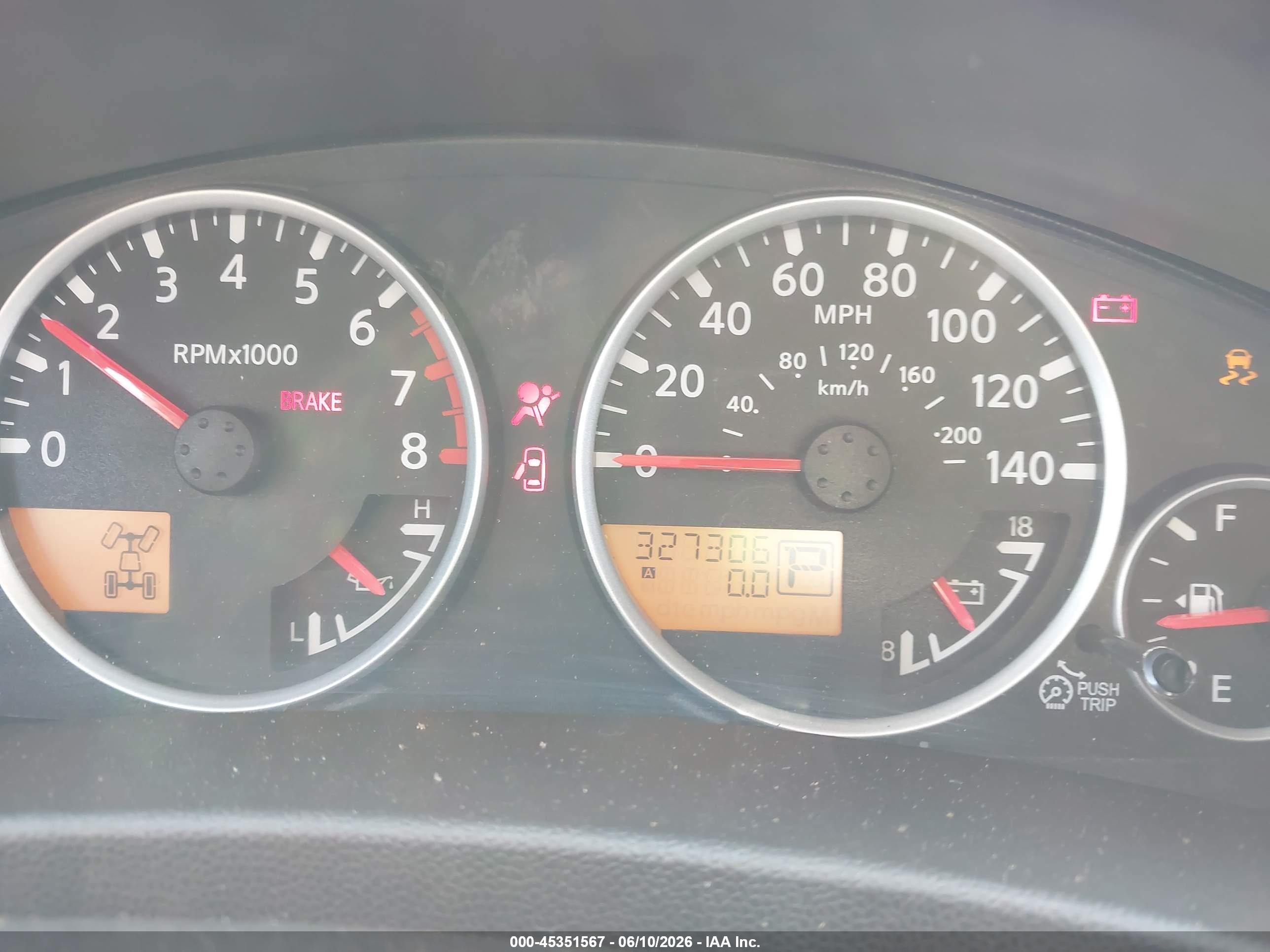 2012 Nissan Pathfinder Sv Silver vin: 5N1AR1NB8CC607952