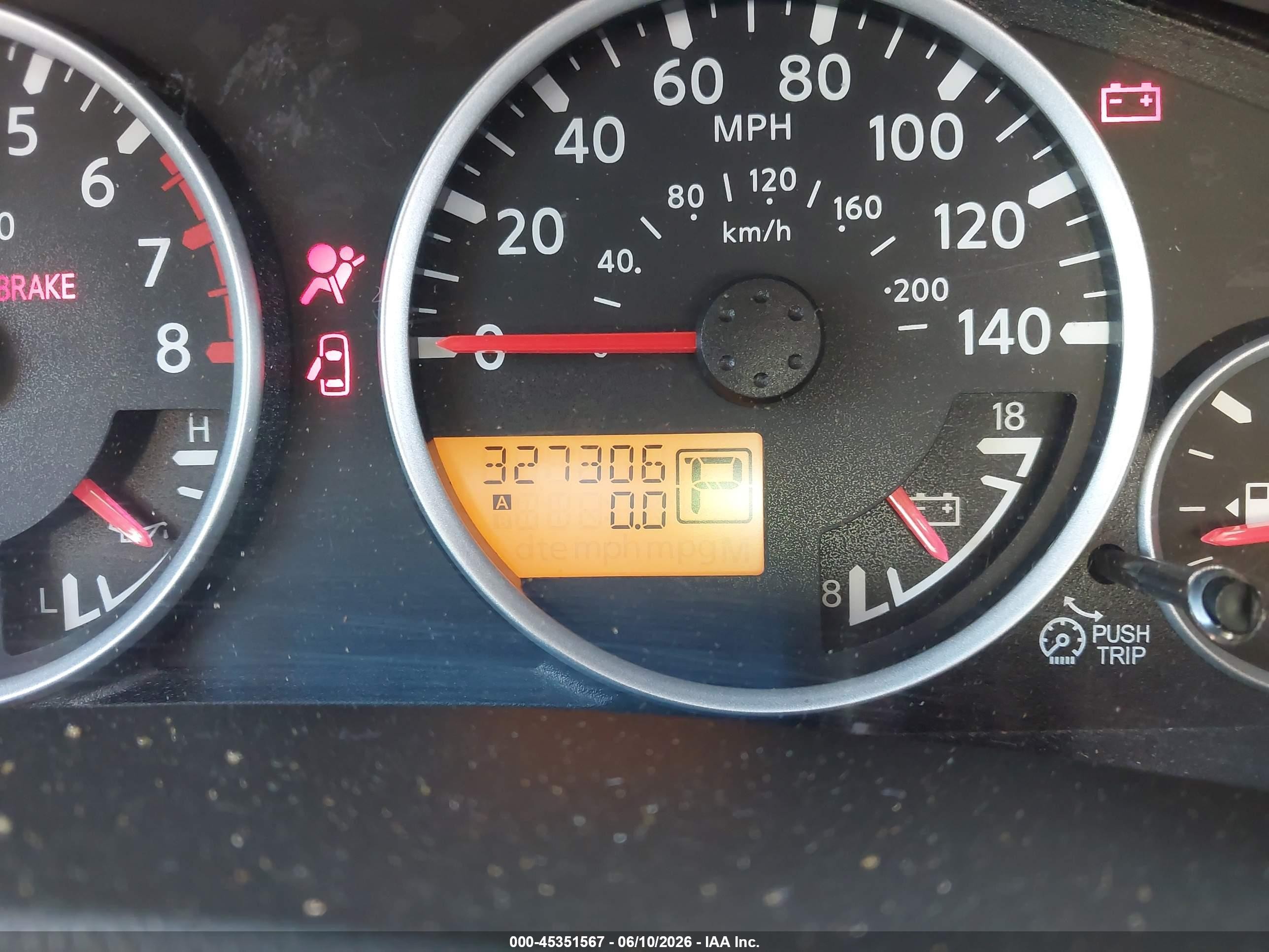 2012 Nissan Pathfinder Sv Silver vin: 5N1AR1NB8CC607952