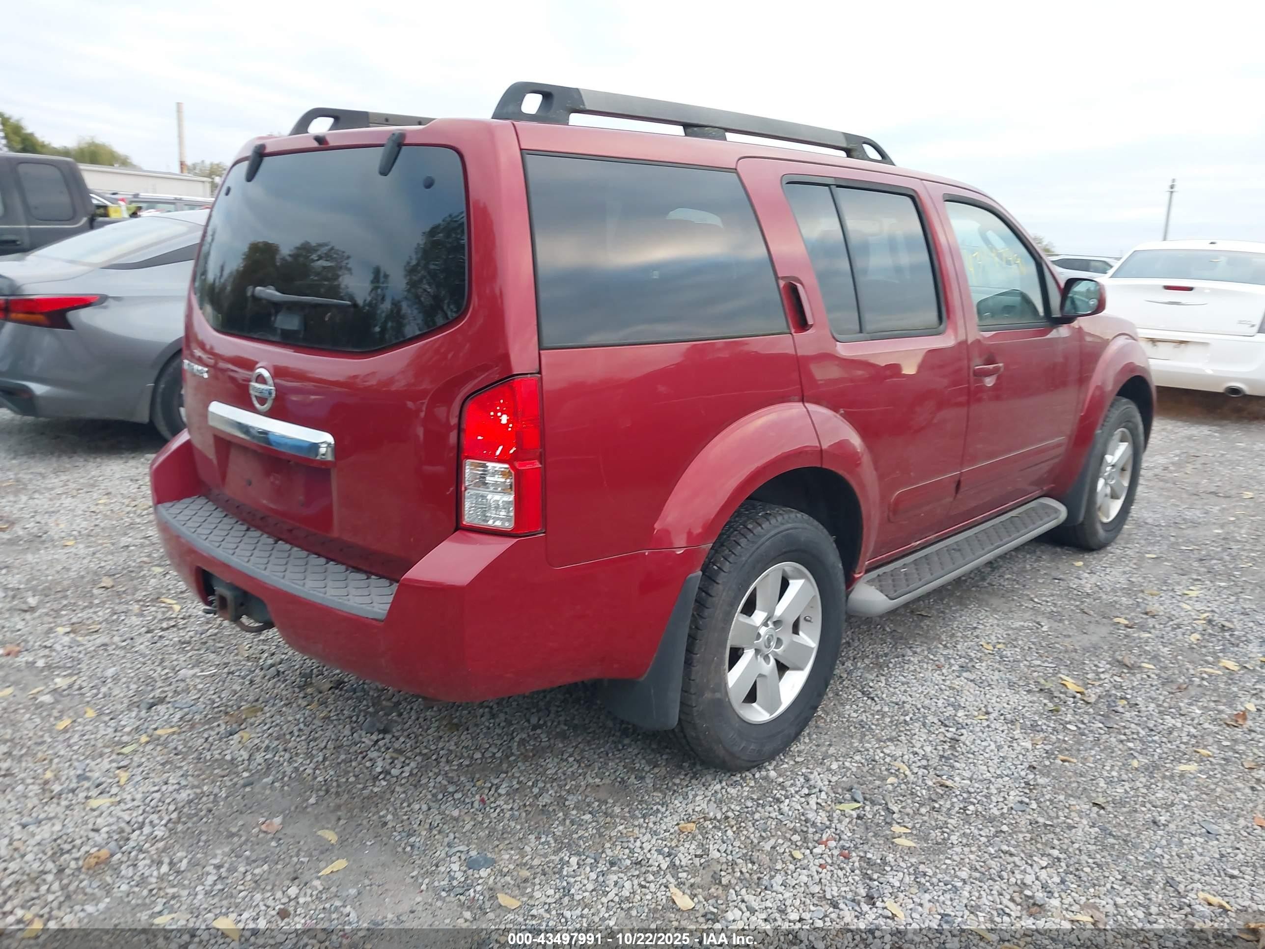 2012 Nissan Pathfinder Sv Красный vin: 5N1AR1NB8CC611970