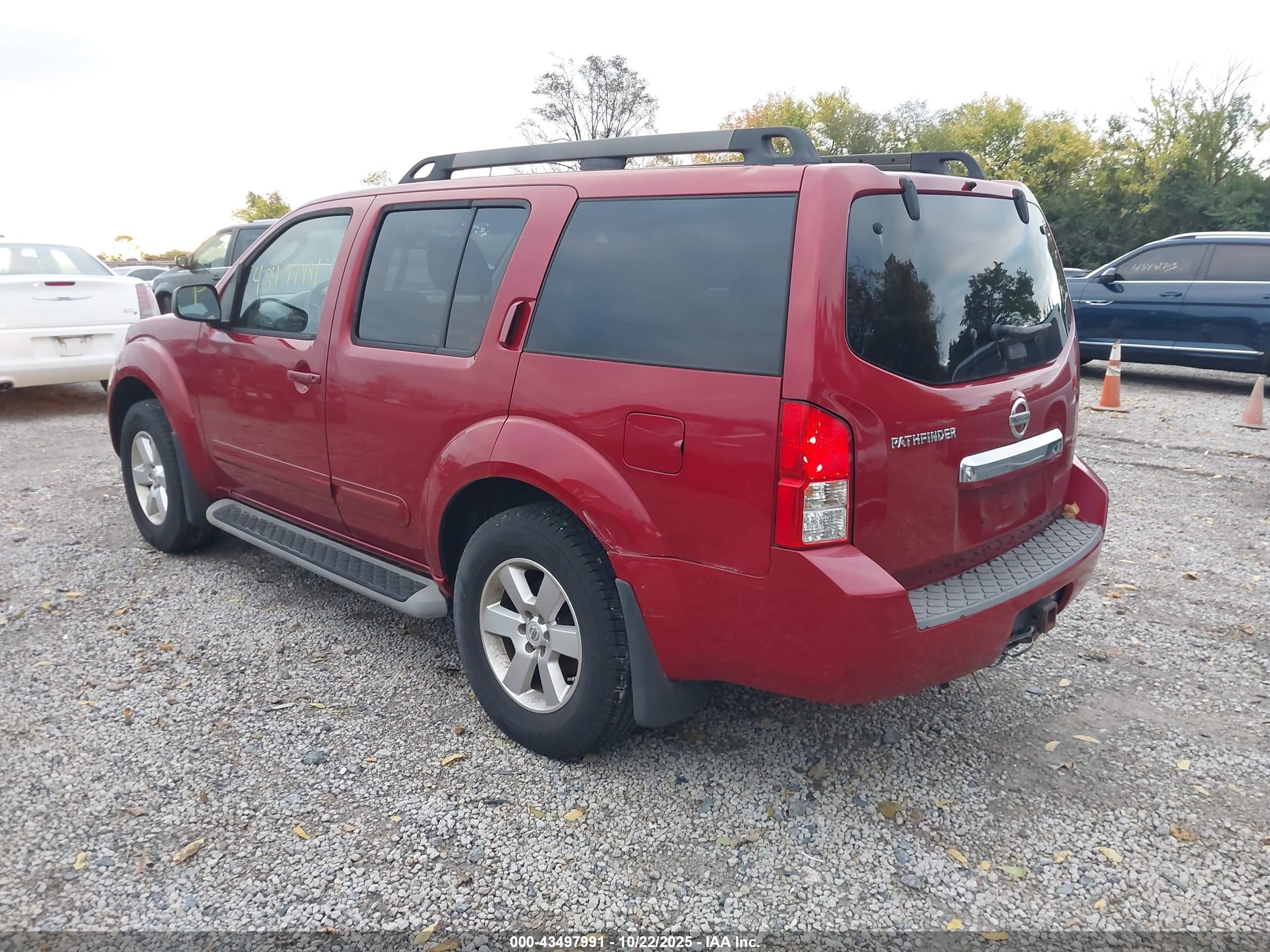 2012 Nissan Pathfinder Sv Красный vin: 5N1AR1NB8CC611970