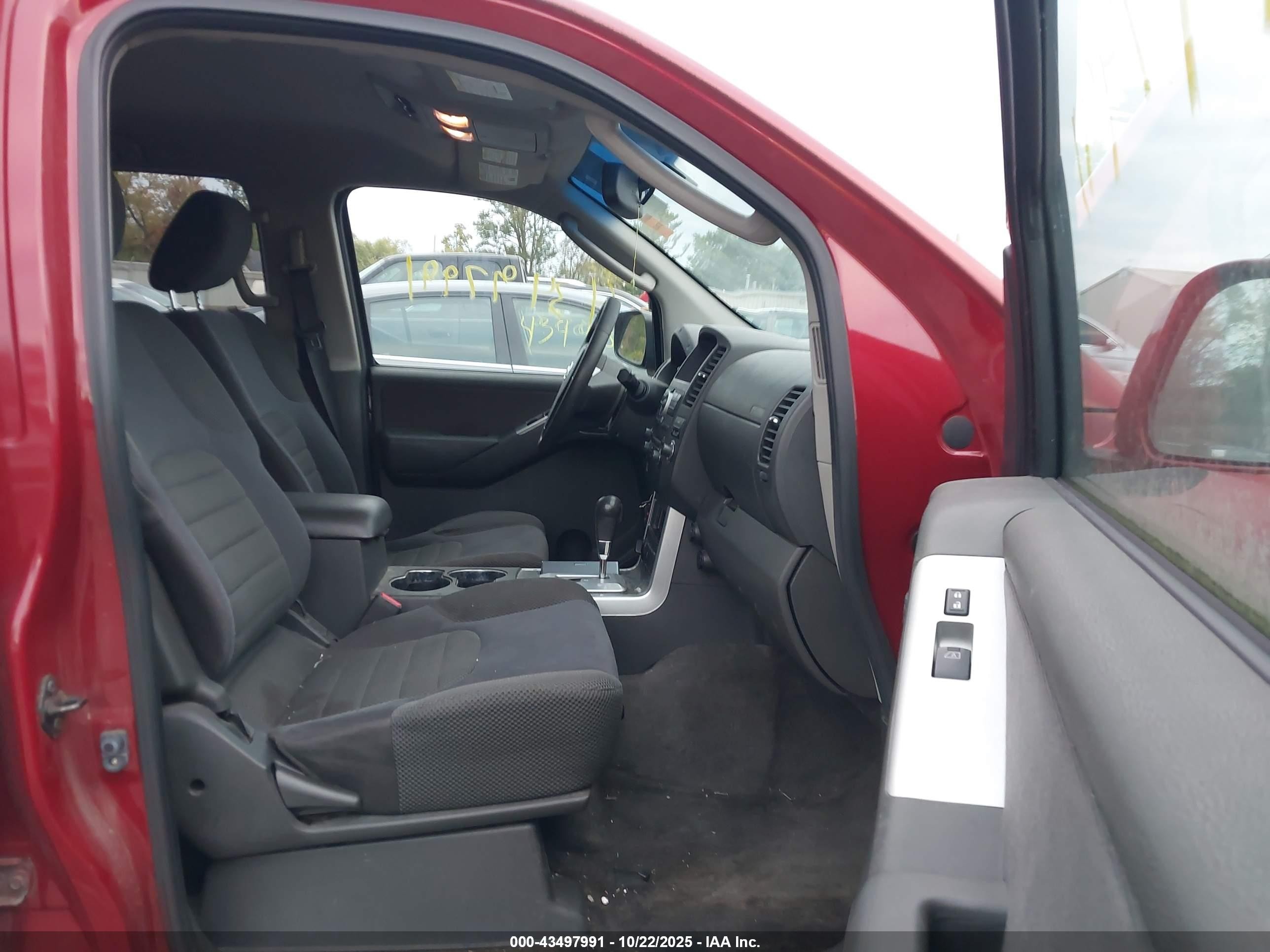 2012 Nissan Pathfinder Sv Красный vin: 5N1AR1NB8CC611970