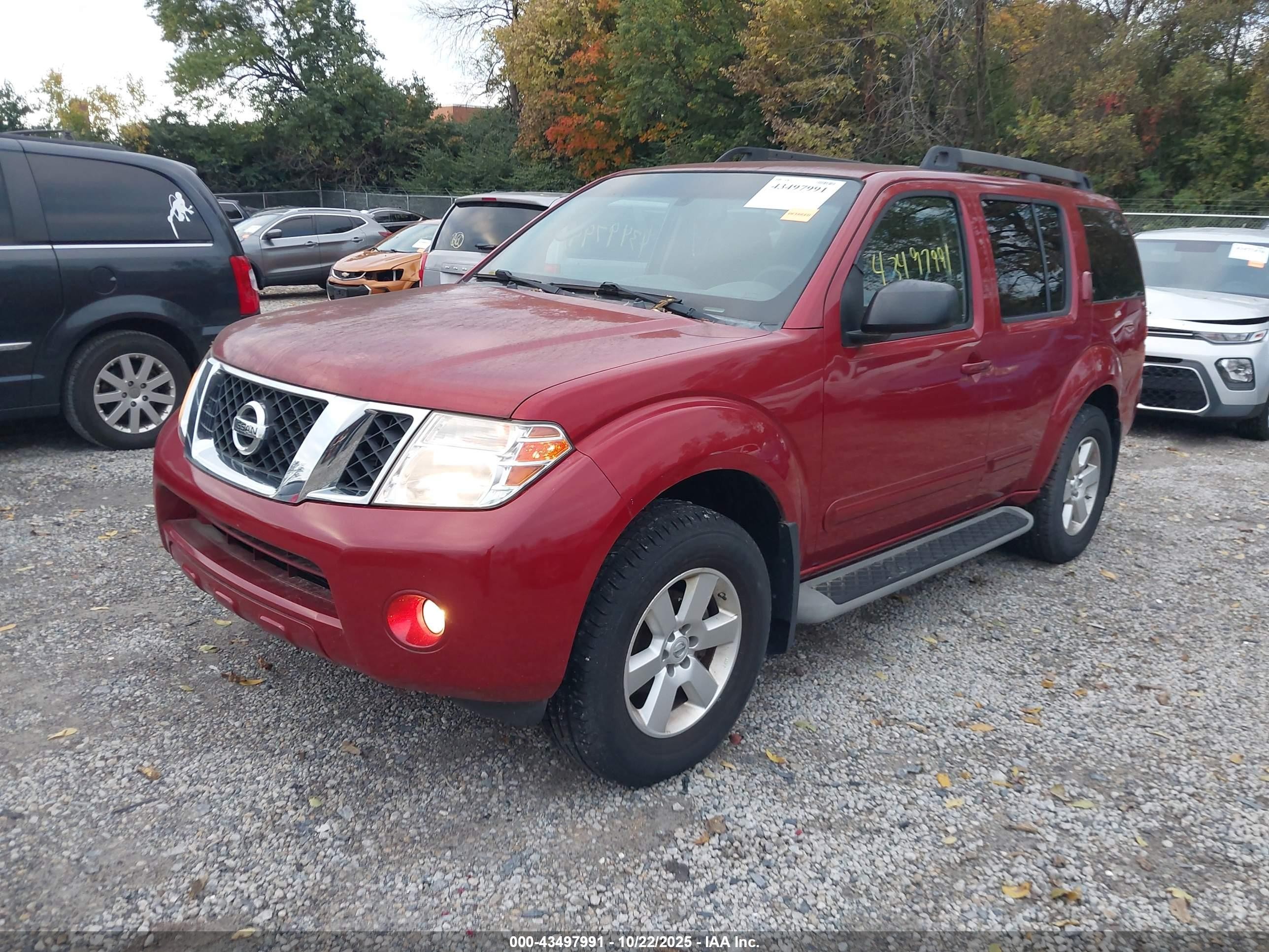 2012 Nissan Pathfinder Sv Красный vin: 5N1AR1NB8CC611970