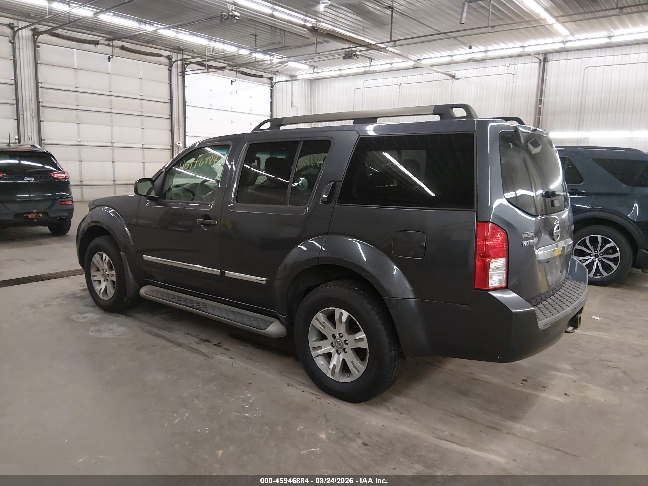 2012 Nissan Pathfinder Silver Gray vin: 5N1AR1NB8CC627795