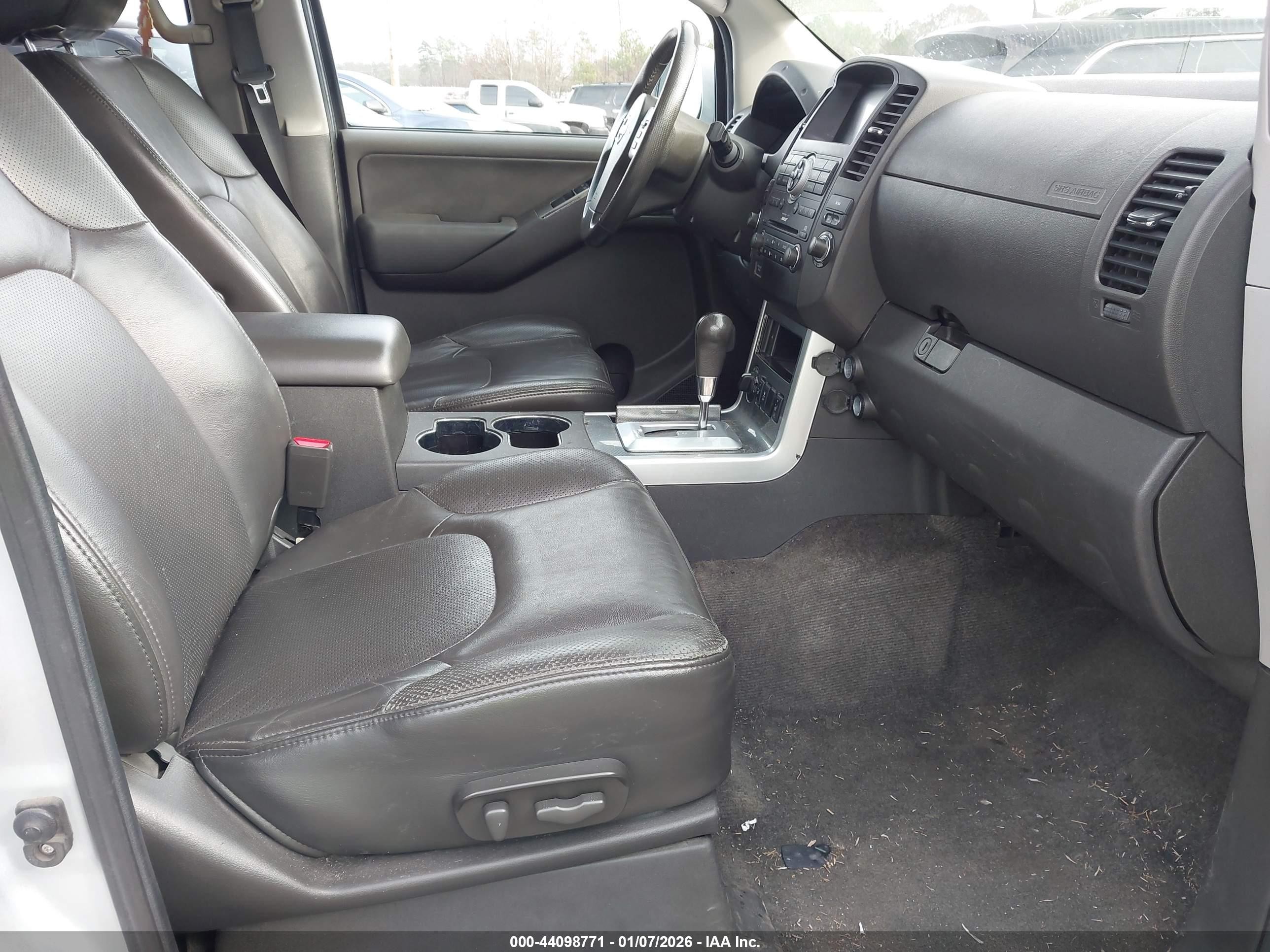 2012 Nissan Pathfinder Silver Silver vin: 5N1AR1NB8CC638960