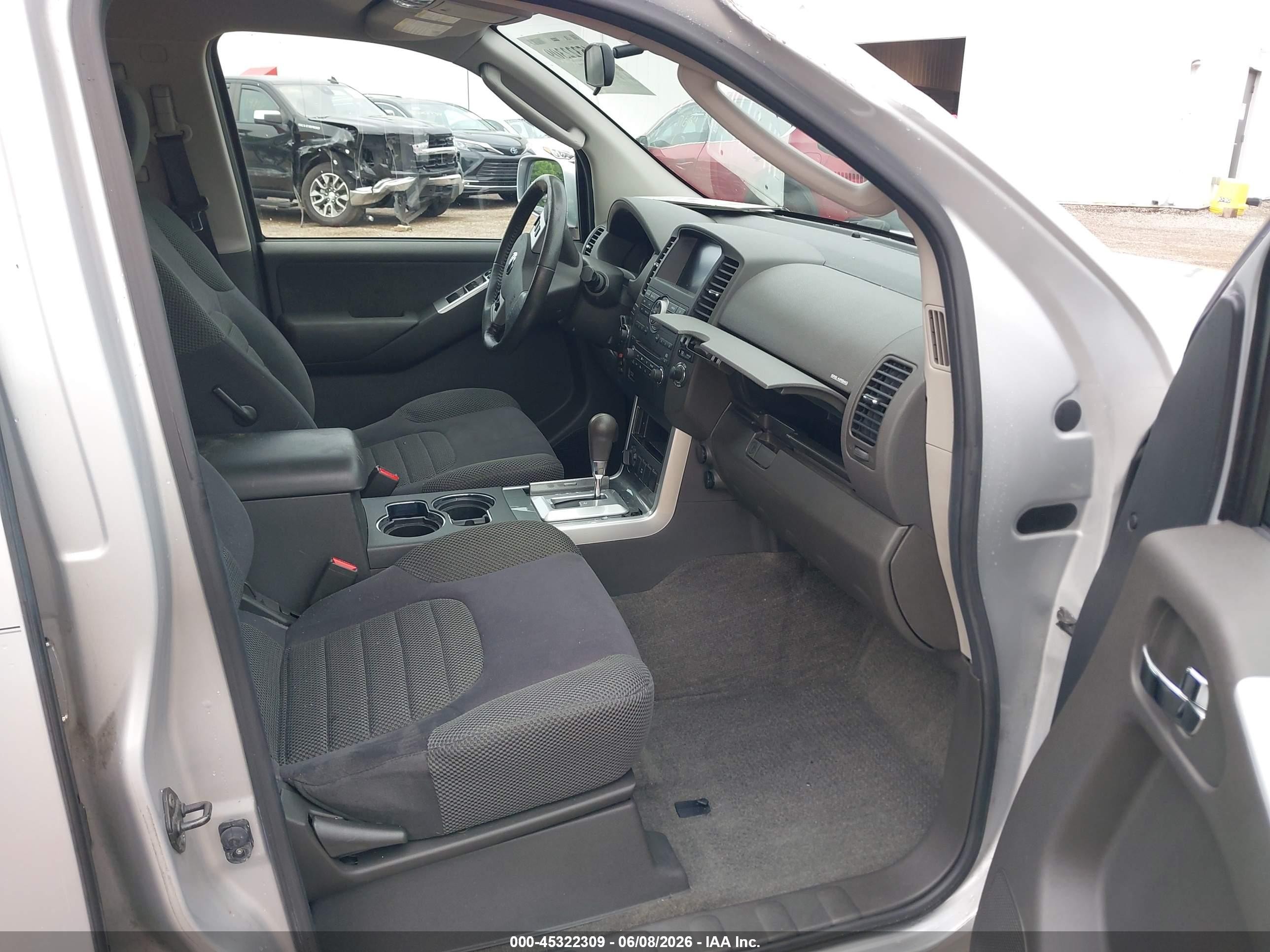 2010 Nissan Pathfinder Se Серебряный vin: 5N1AR1NB9AC600232