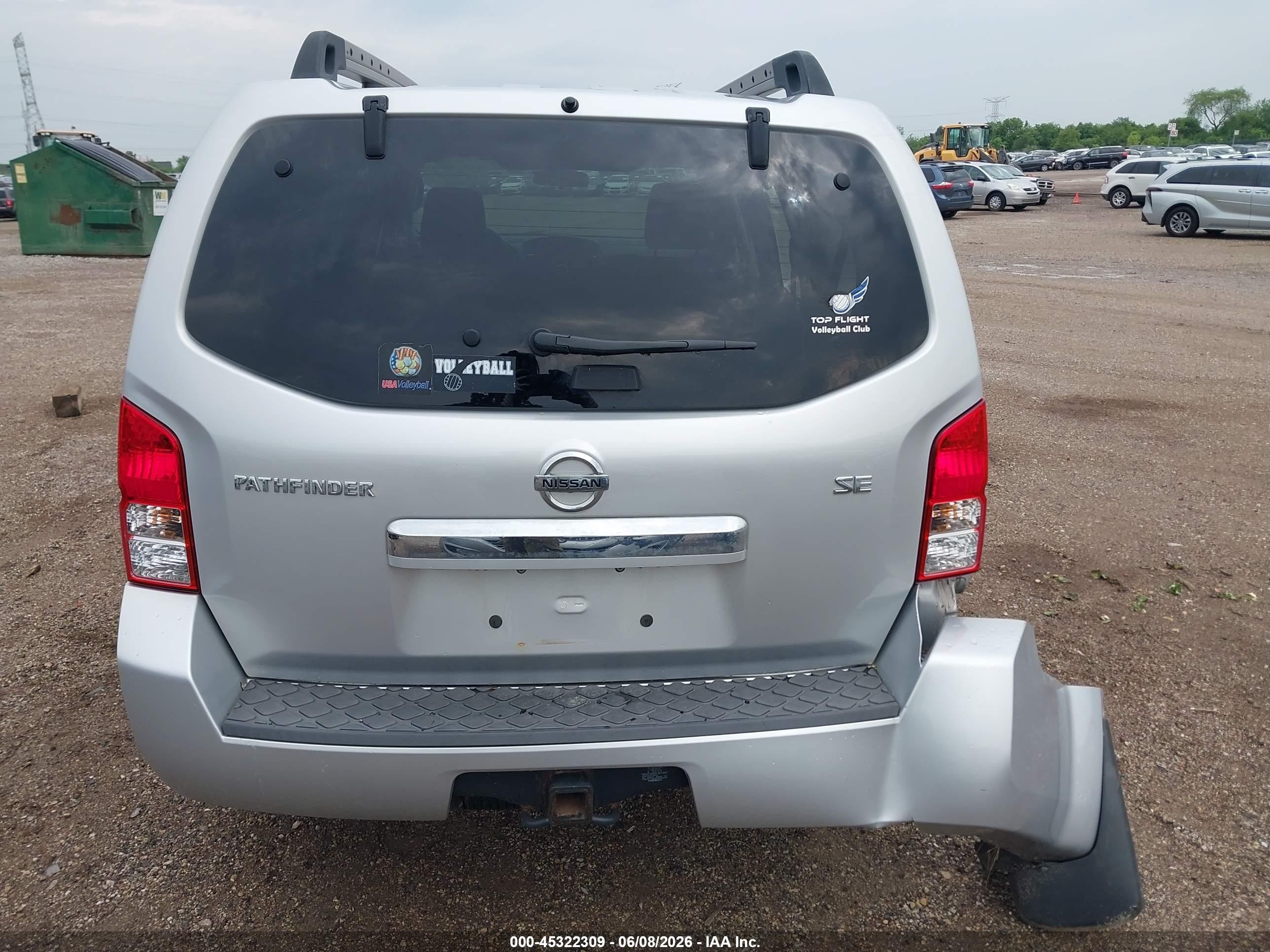 2010 Nissan Pathfinder Se Серебряный vin: 5N1AR1NB9AC600232