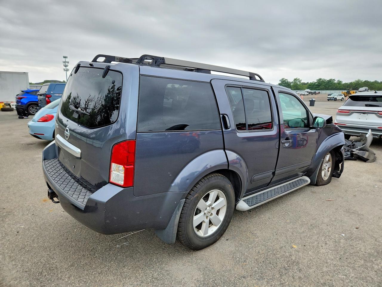 2011 Nissan Pathfinder S Gray vin: 5N1AR1NB9BC602662