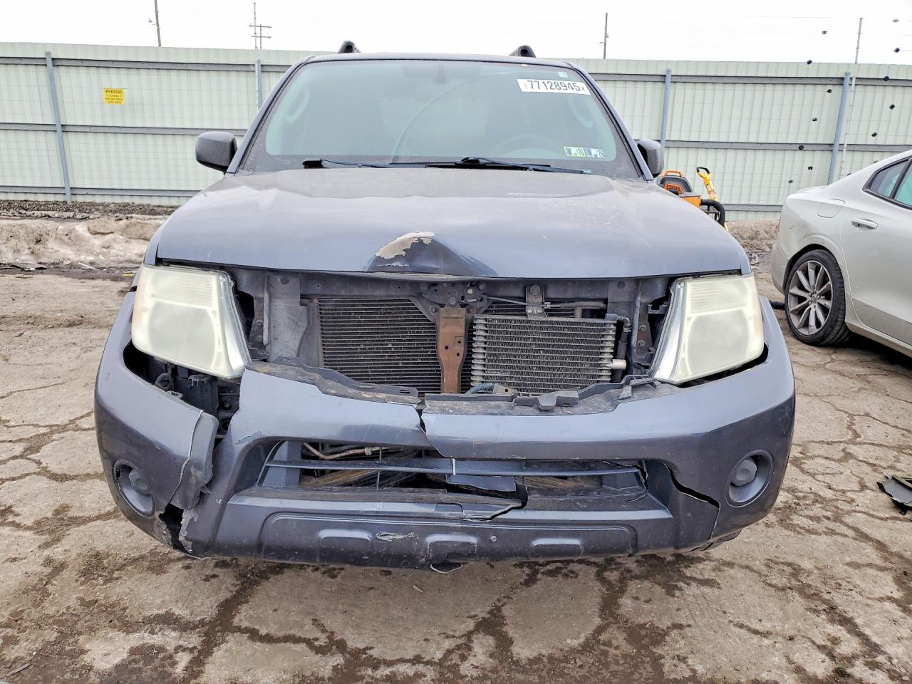 2011 Nissan Pathfinder S Charcoal vin: 5N1AR1NB9BC612267