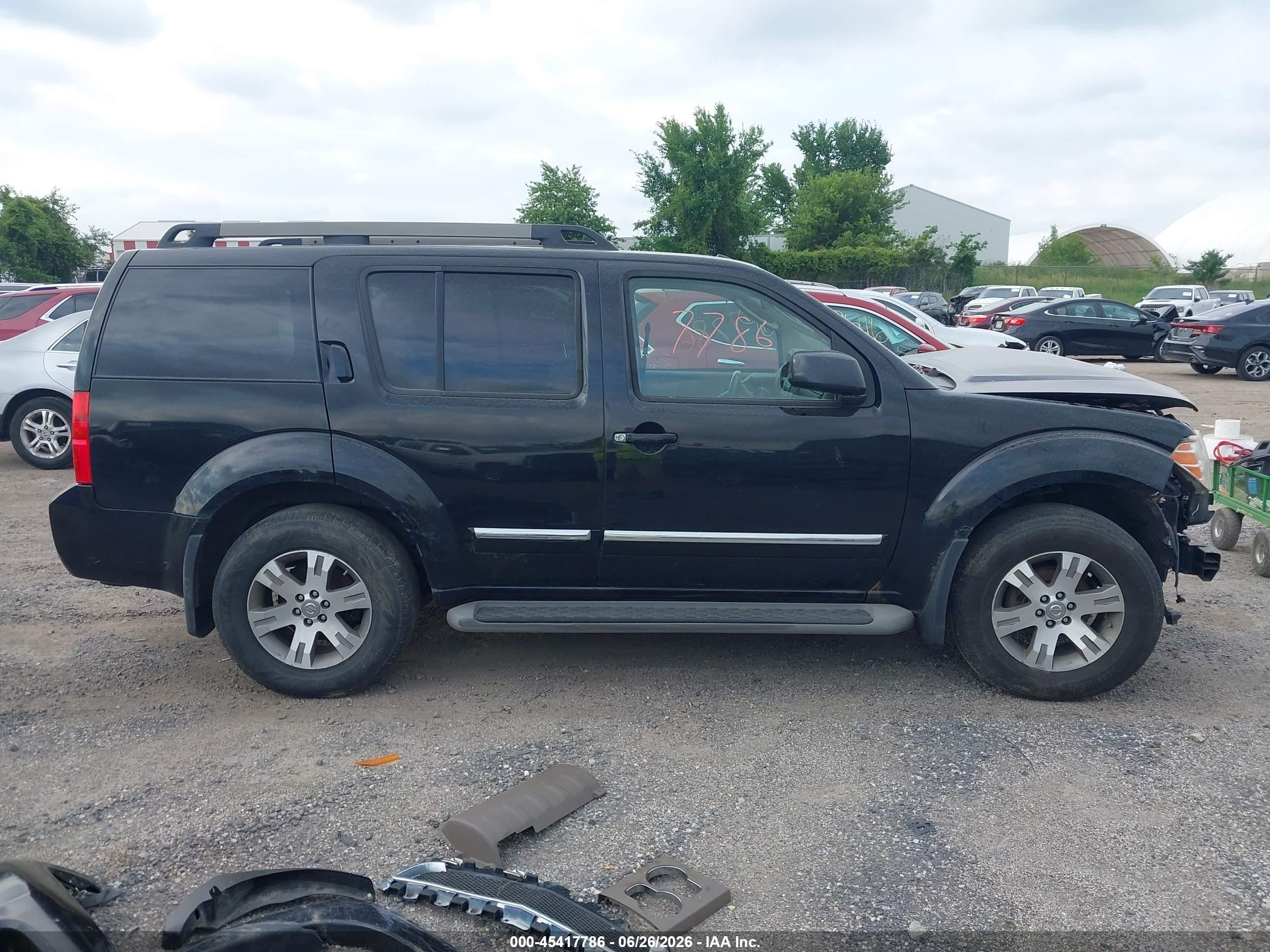 2012 Nissan Pathfinder Silver Black vin: 5N1AR1NB9CC604106