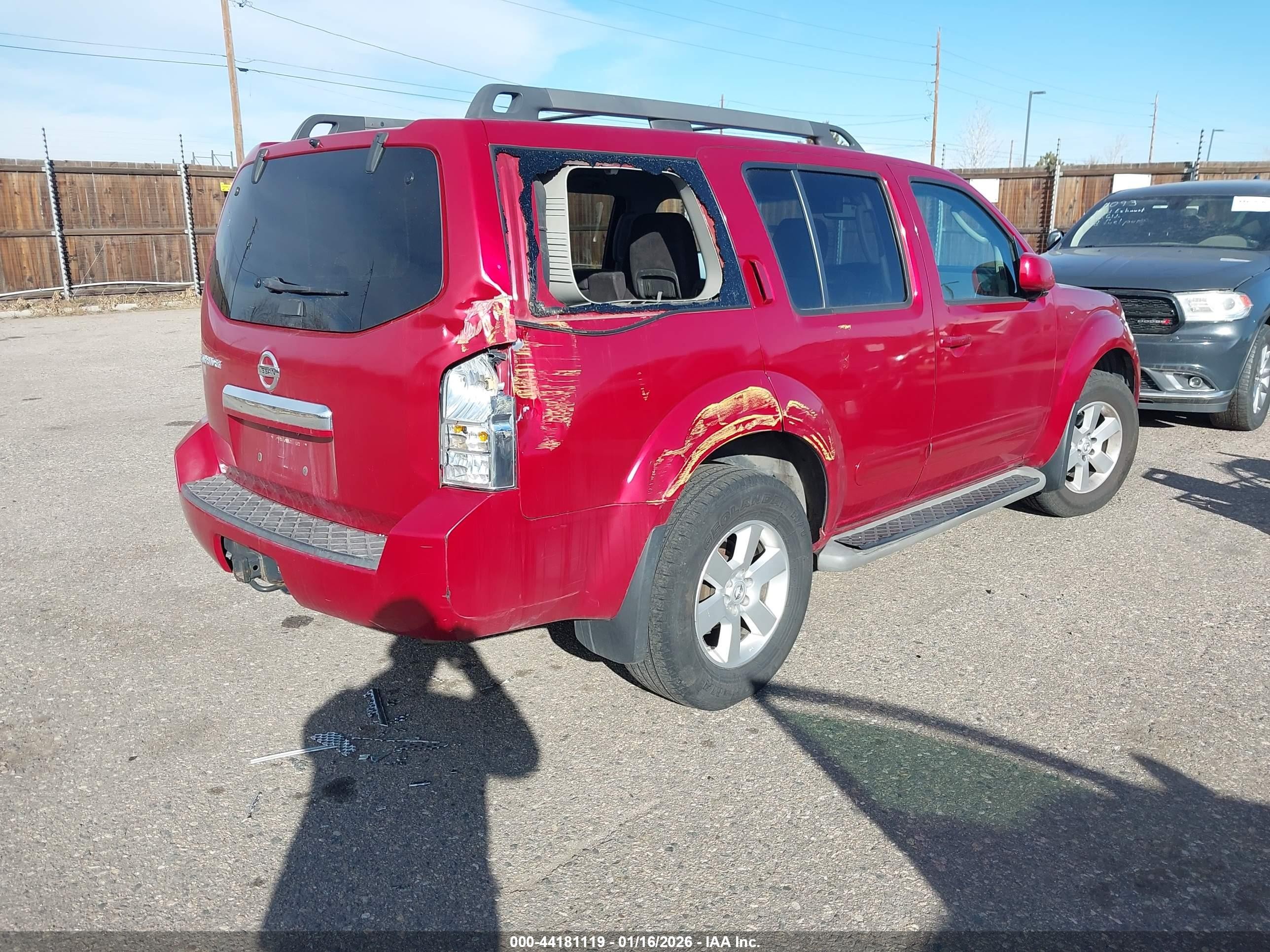 2012 Nissan Pathfinder Sv Красный vin: 5N1AR1NB9CC608530