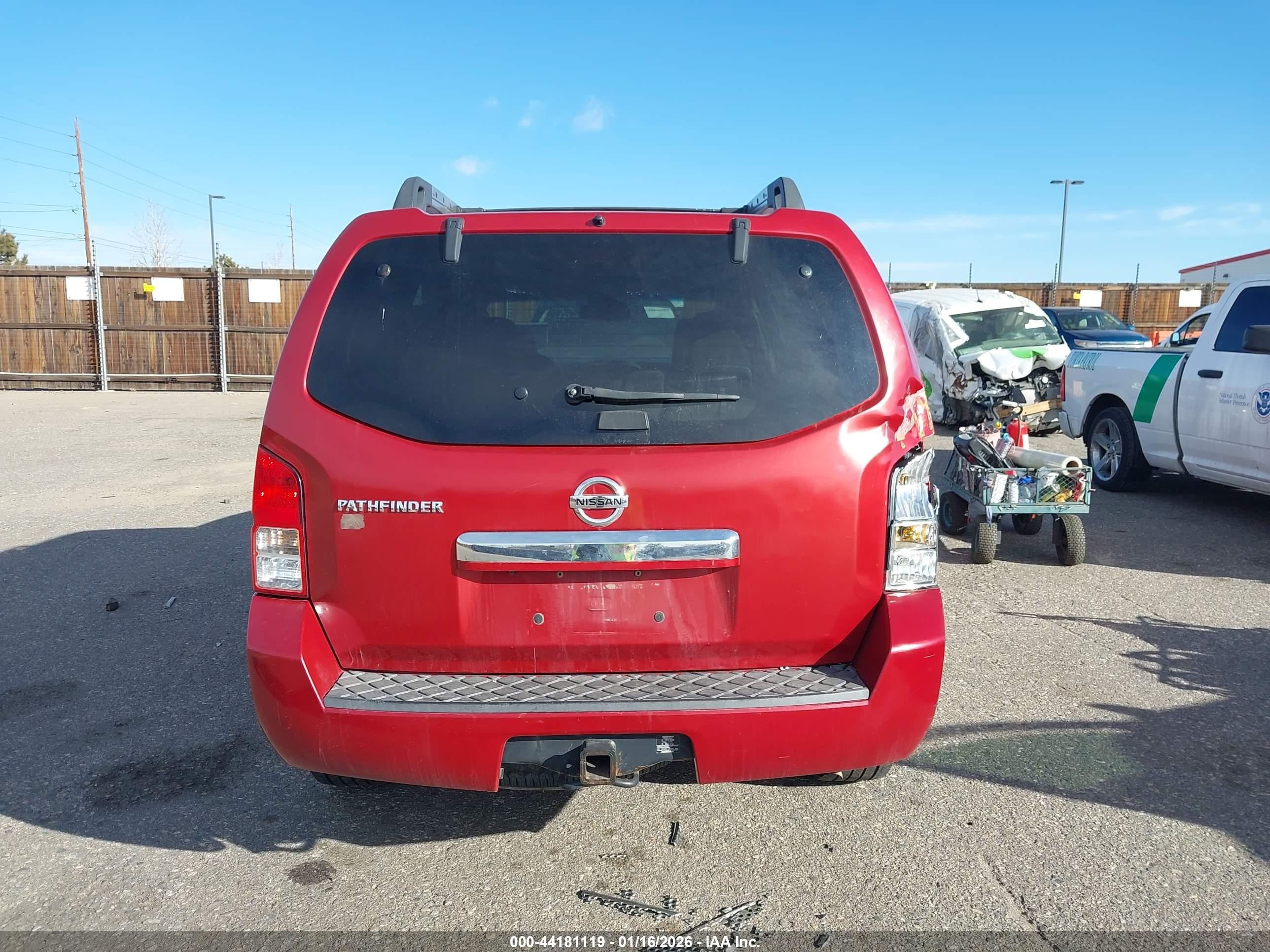 2012 Nissan Pathfinder Sv Красный vin: 5N1AR1NB9CC608530