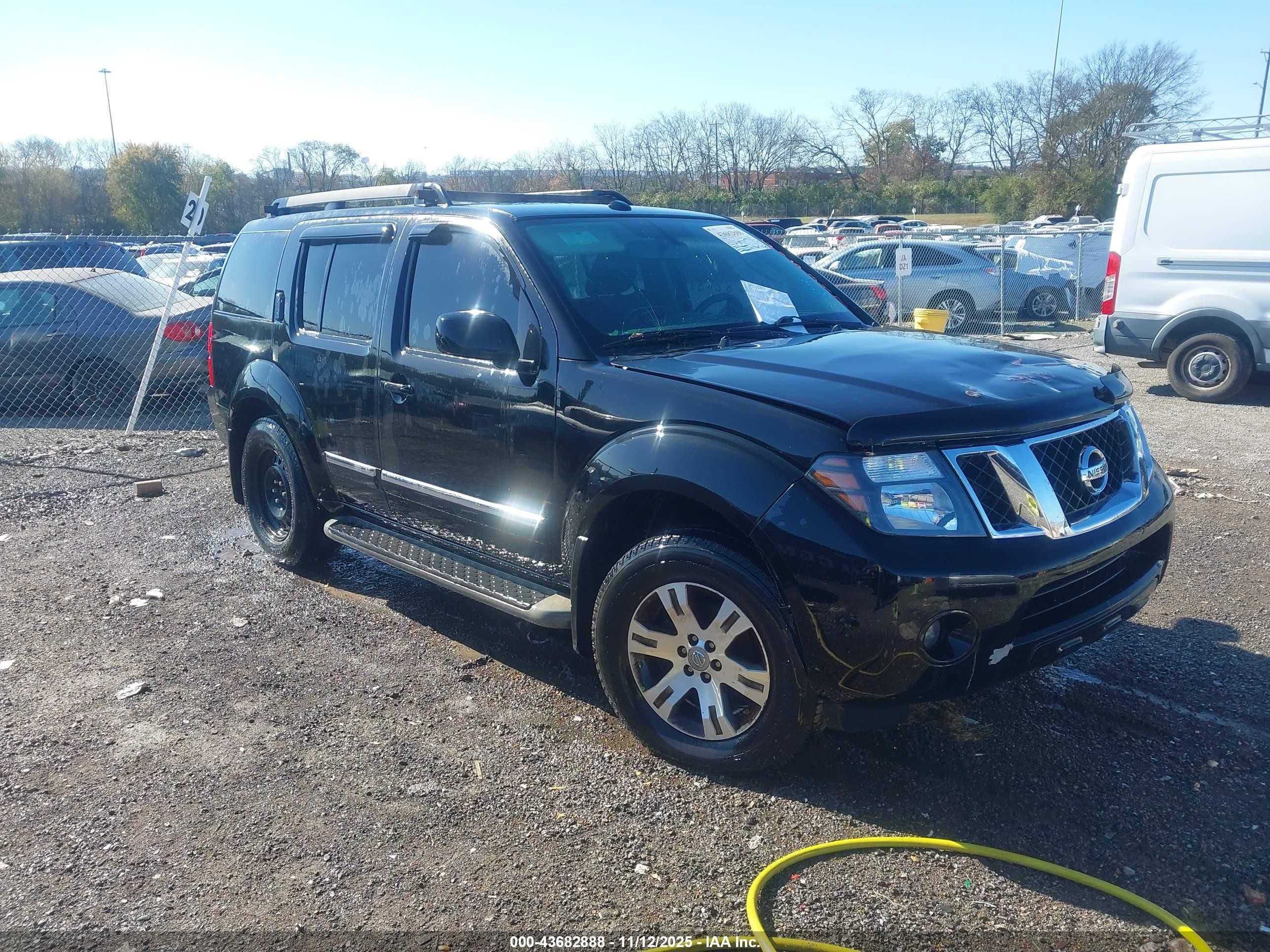2012 Nissan Pathfinder Silver Black vin: 5N1AR1NB9CC615347
