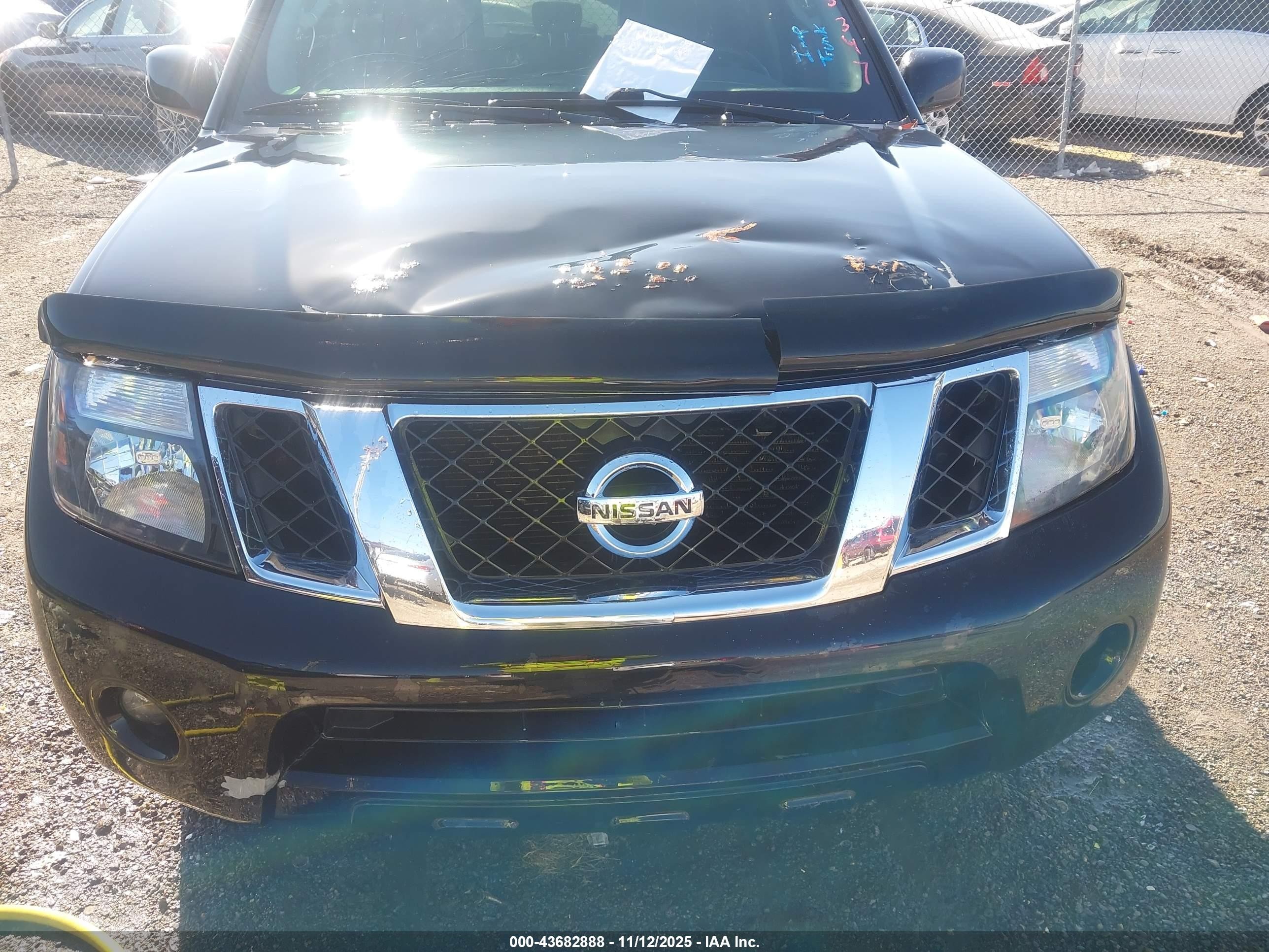 2012 Nissan Pathfinder Silver Black vin: 5N1AR1NB9CC615347