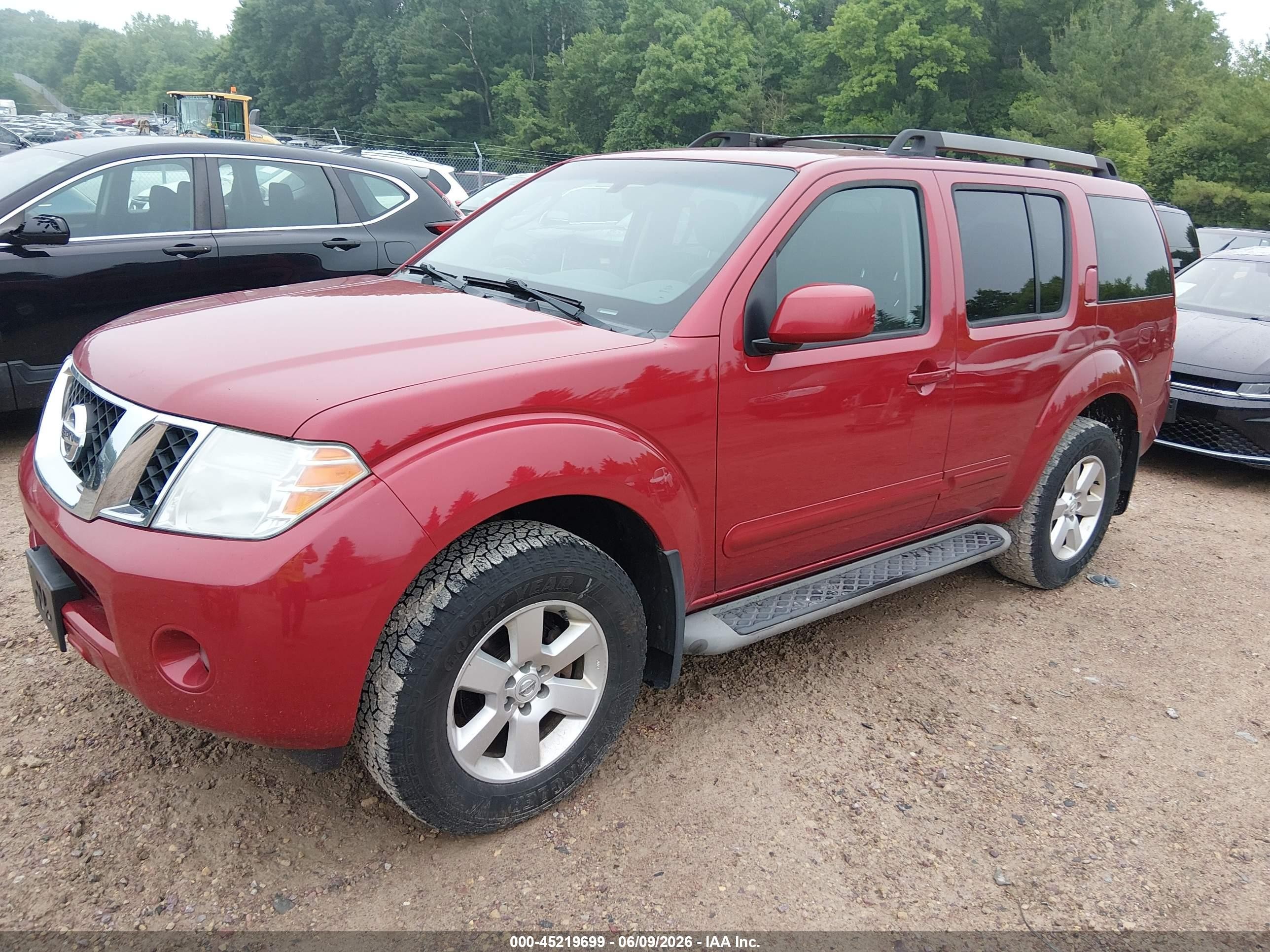 2012 Nissan Pathfinder Sv Red vin: 5N1AR1NB9CC617485