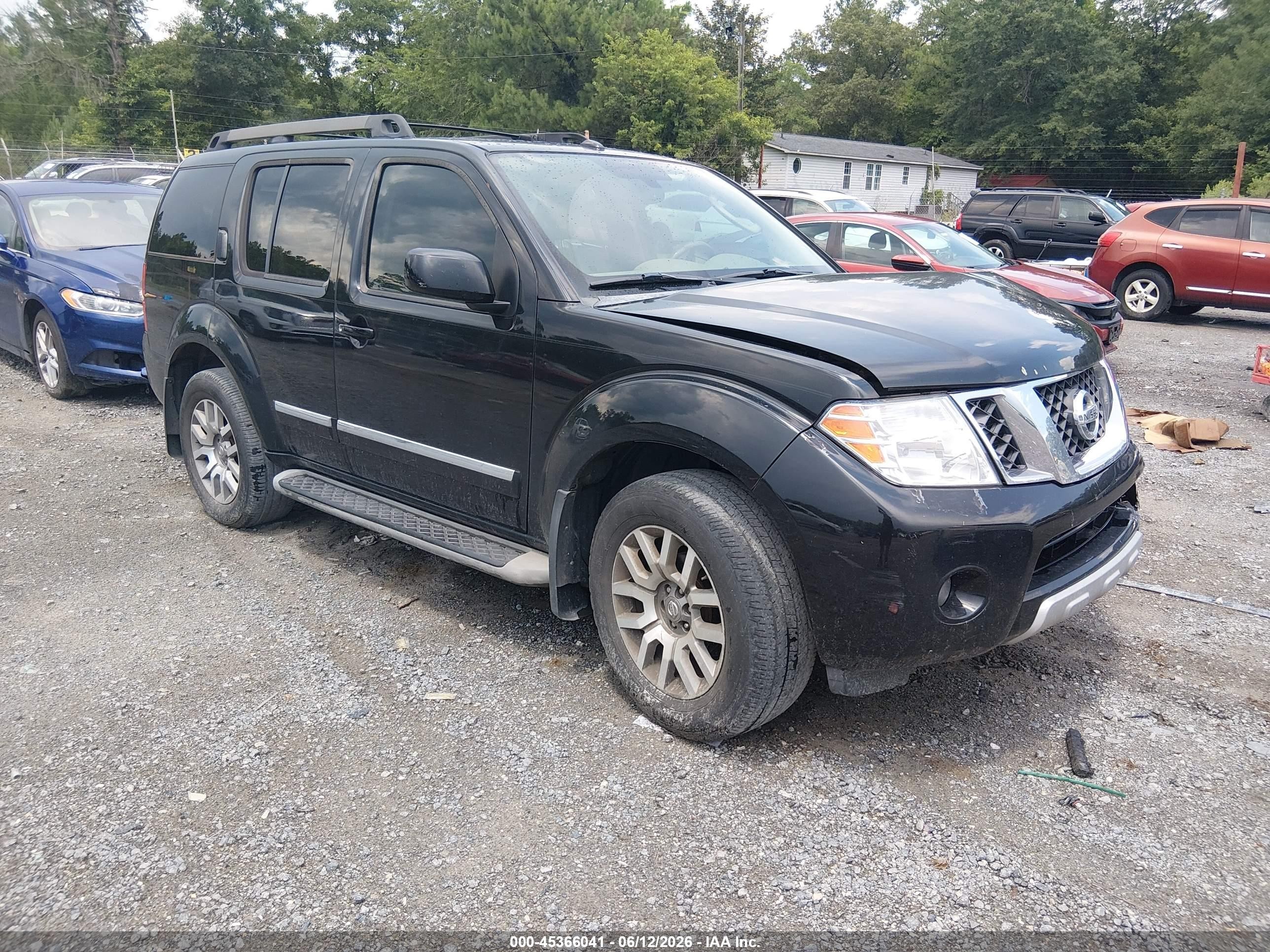 2010 Nissan Pathfinder Le Black vin: 5N1AR1NN0AC622100