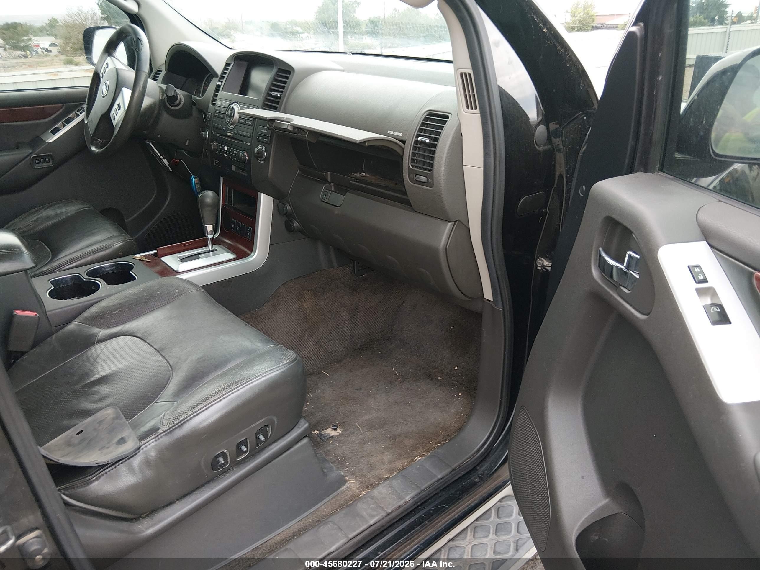 2011 Nissan Pathfinder Le Black vin: 5N1AR1NN0BC607503