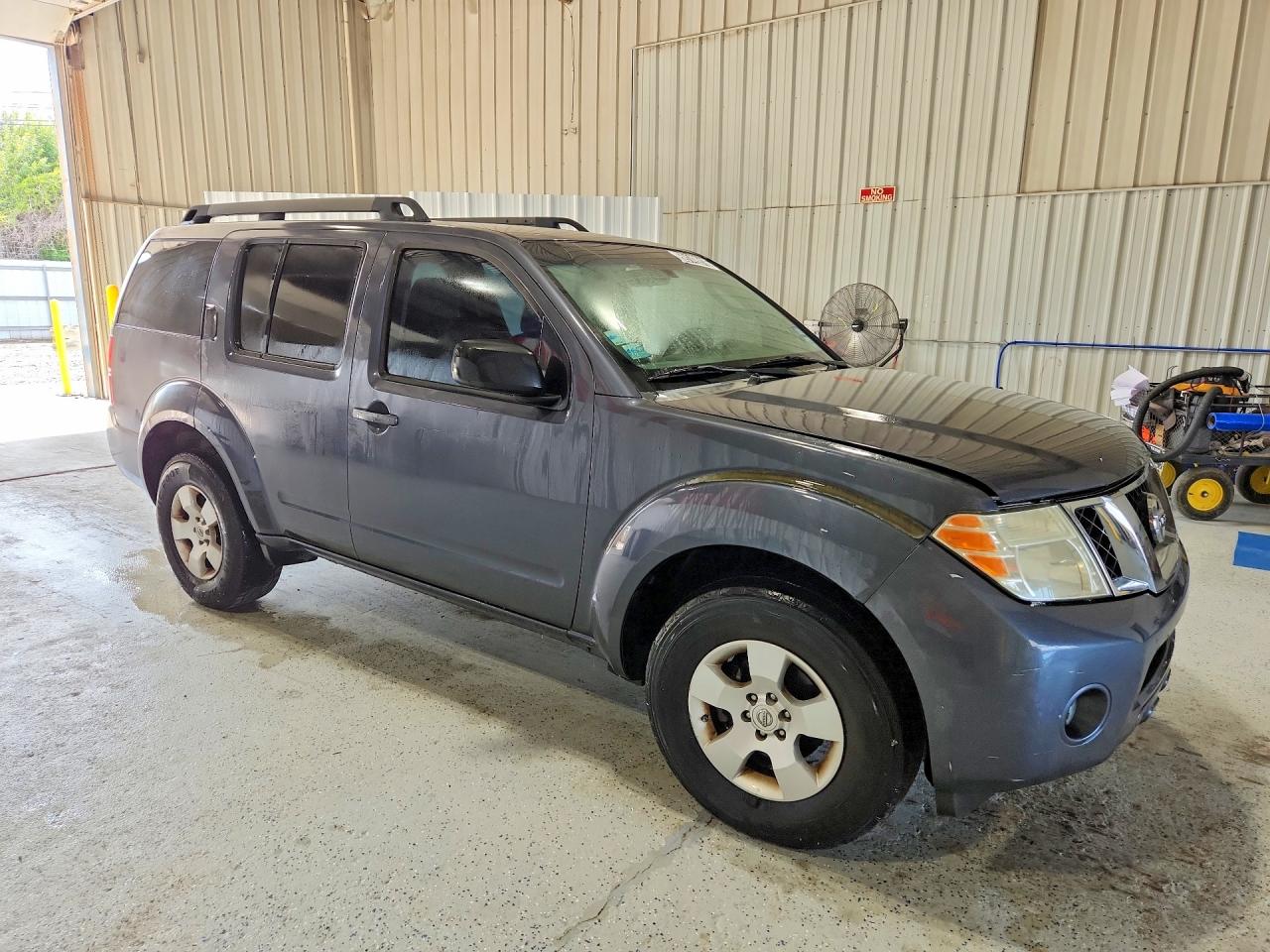2011 Nissan Pathfinder S Gray vin: 5N1AR1NN0BC622275