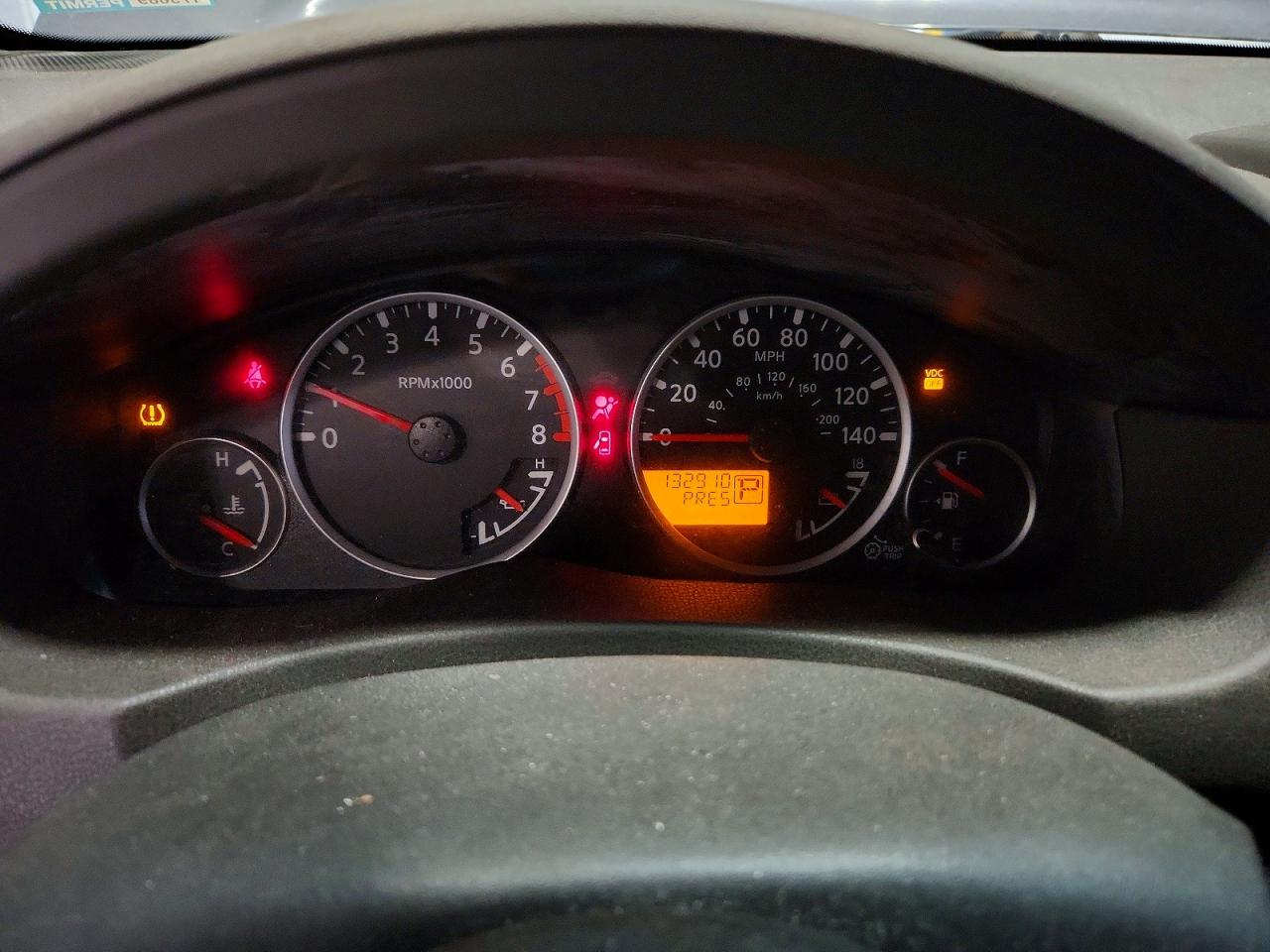 2011 Nissan Pathfinder S Gray vin: 5N1AR1NN0BC622275
