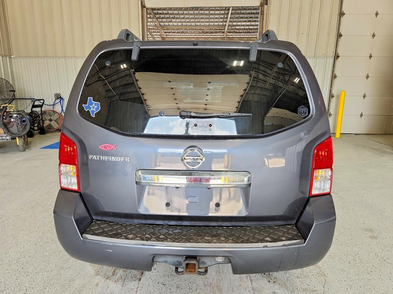 2011 Nissan Pathfinder S Gray vin: 5N1AR1NN0BC622275