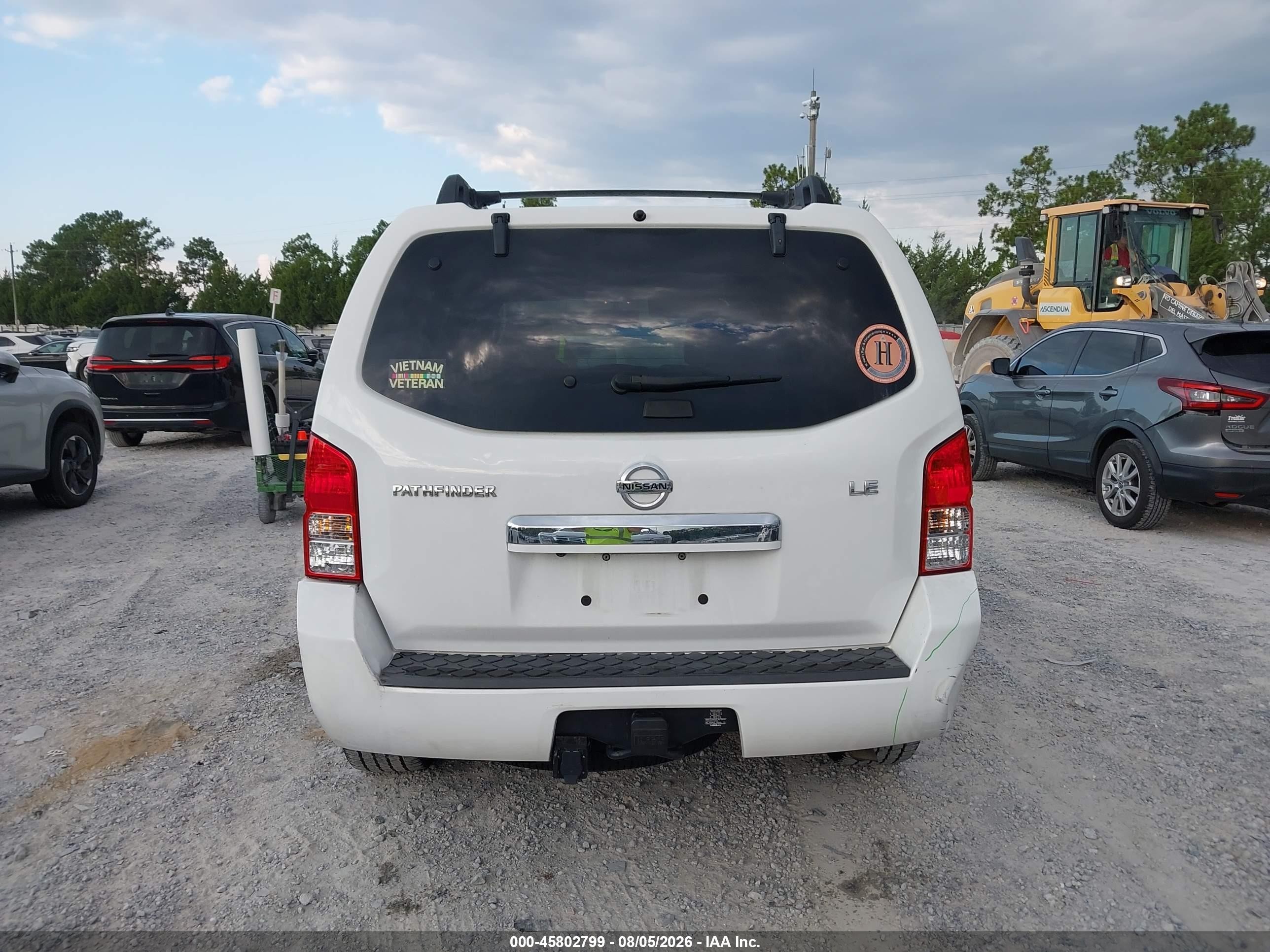 2012 Nissan Pathfinder Le White vin: 5N1AR1NN0CC631916
