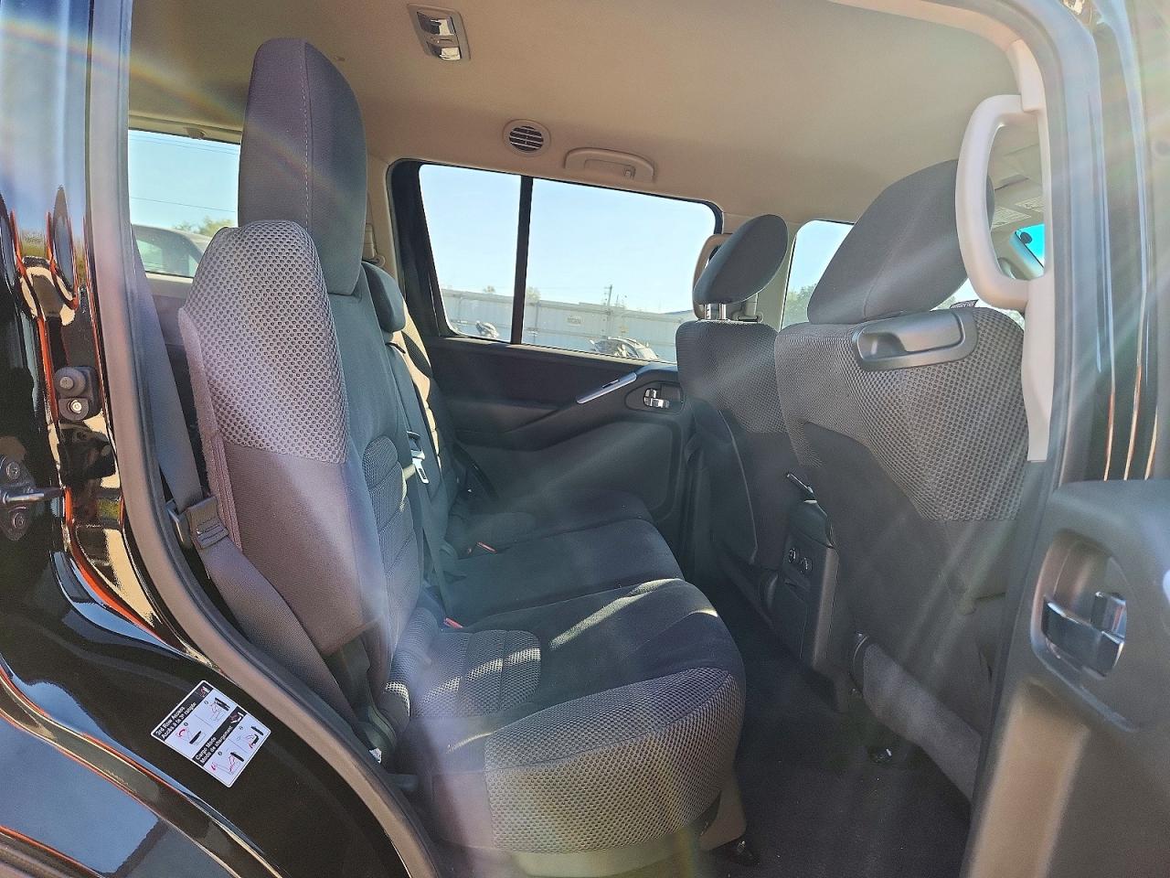 2012 Nissan Pathfinder S Black vin: 5N1AR1NN0CC633326