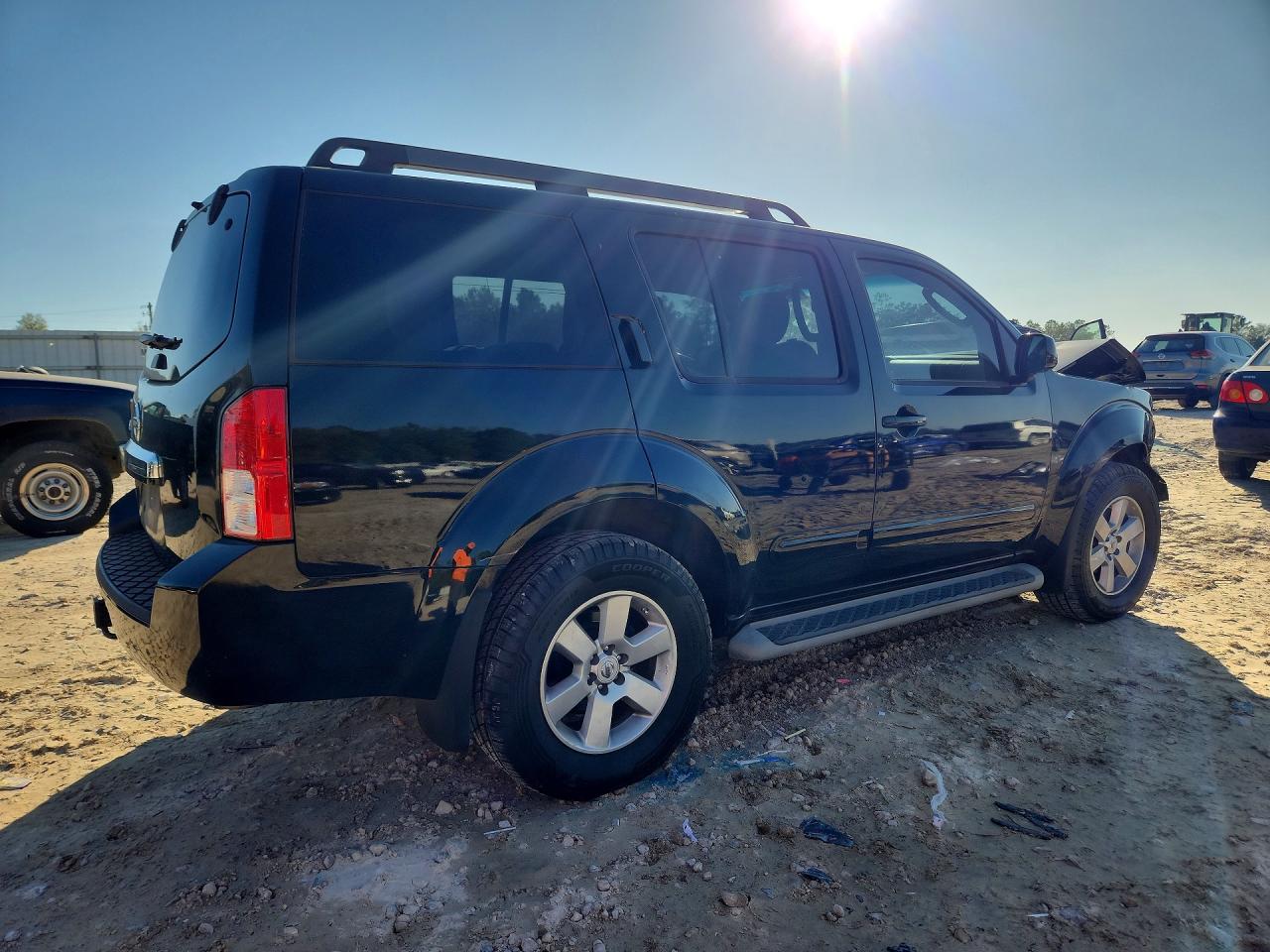 2012 Nissan Pathfinder S Black vin: 5N1AR1NN0CC633326