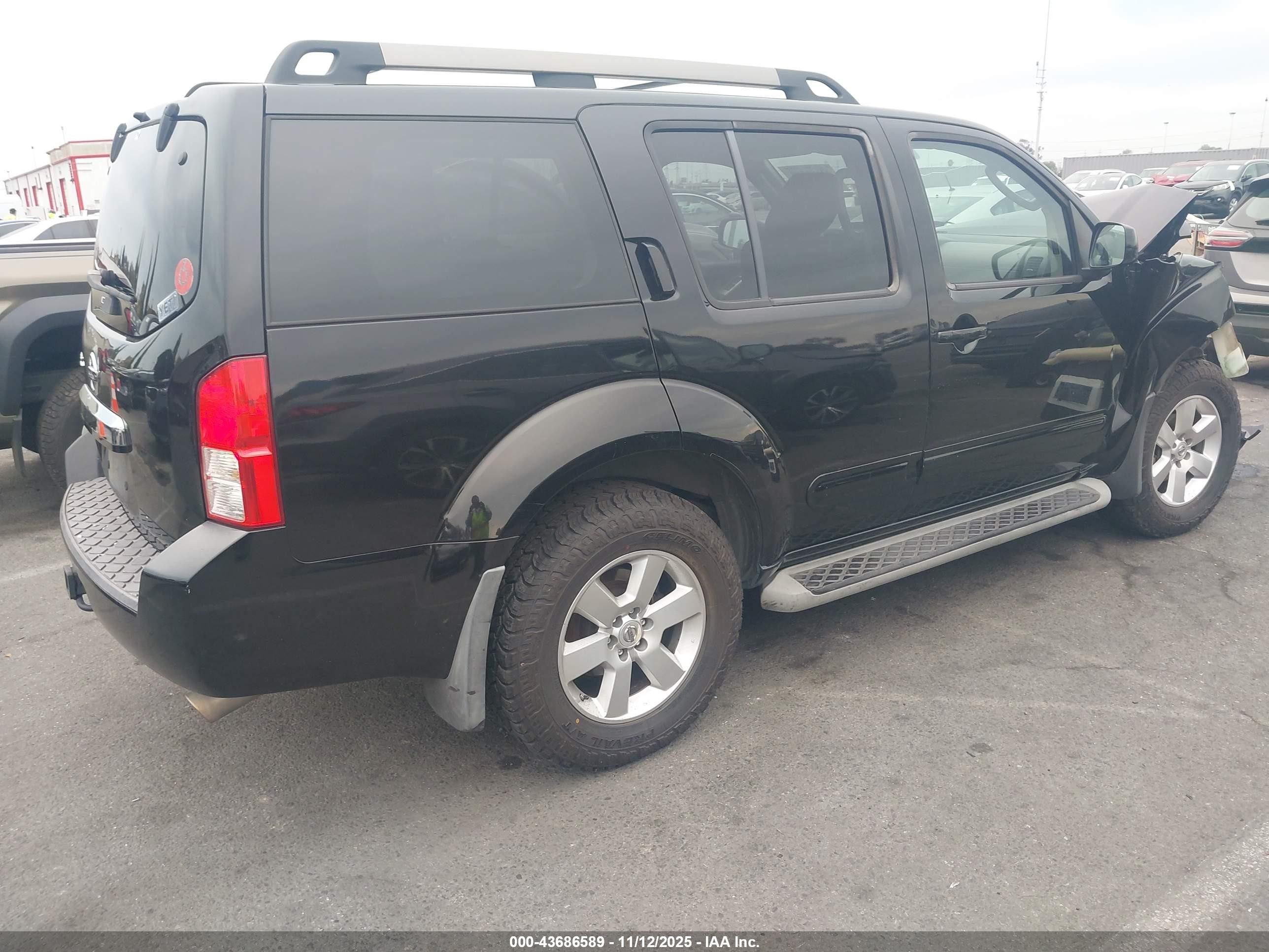 2012 Nissan Pathfinder Sv Black vin: 5N1AR1NN0CC633665
