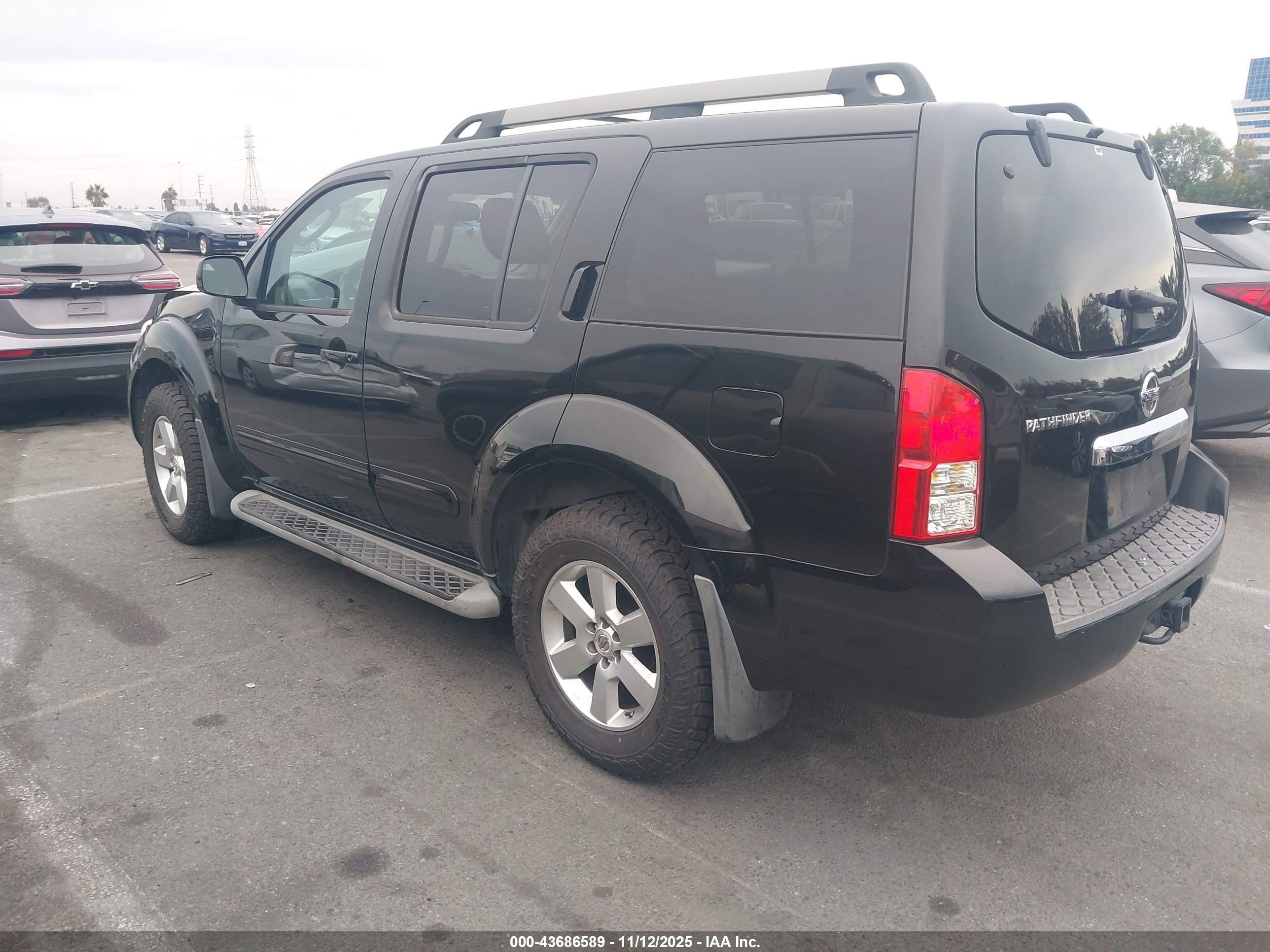 2012 Nissan Pathfinder Sv Black vin: 5N1AR1NN0CC633665
