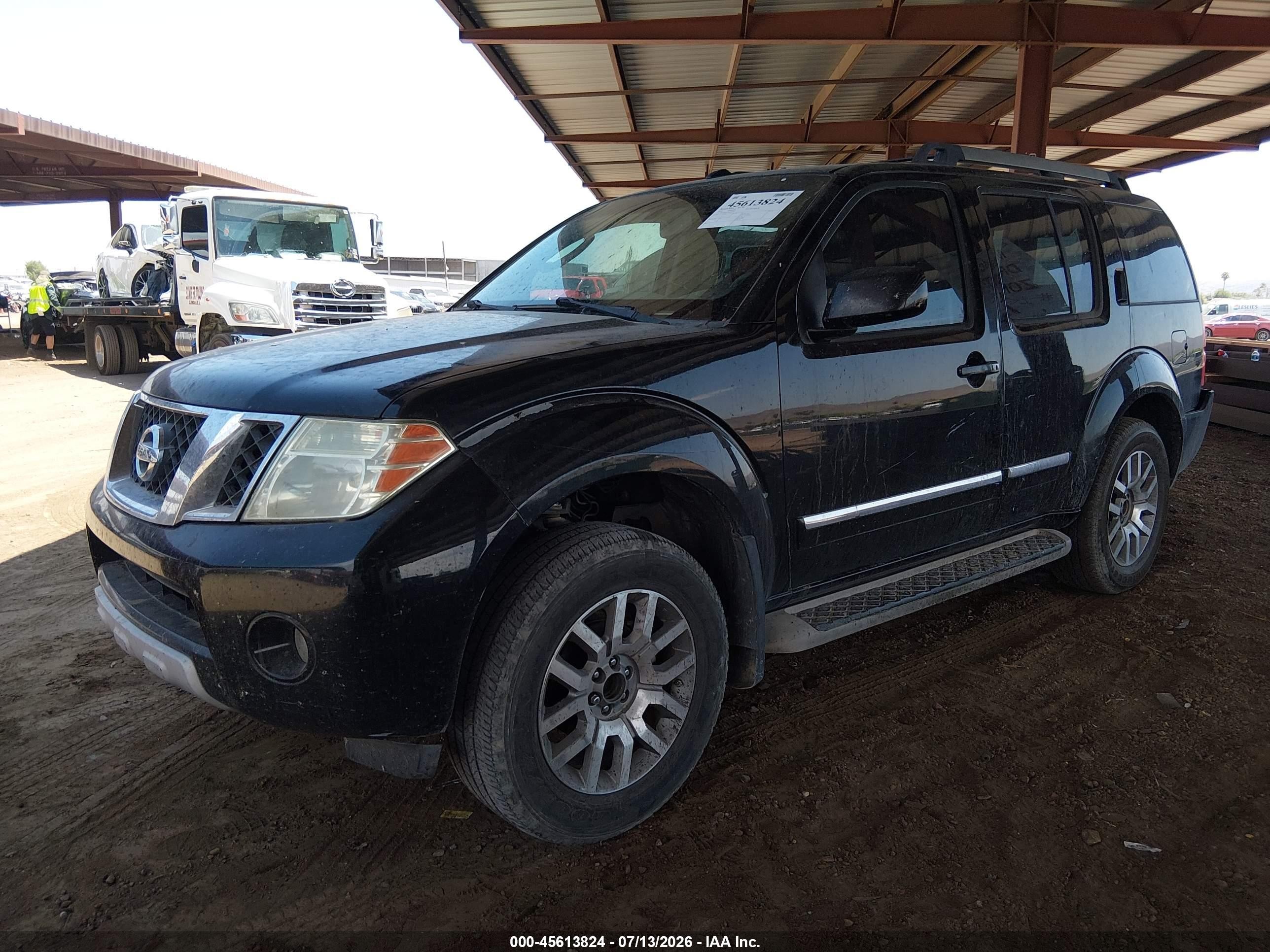 2011 Nissan Pathfinder Le Black vin: 5N1AR1NN1BC613522