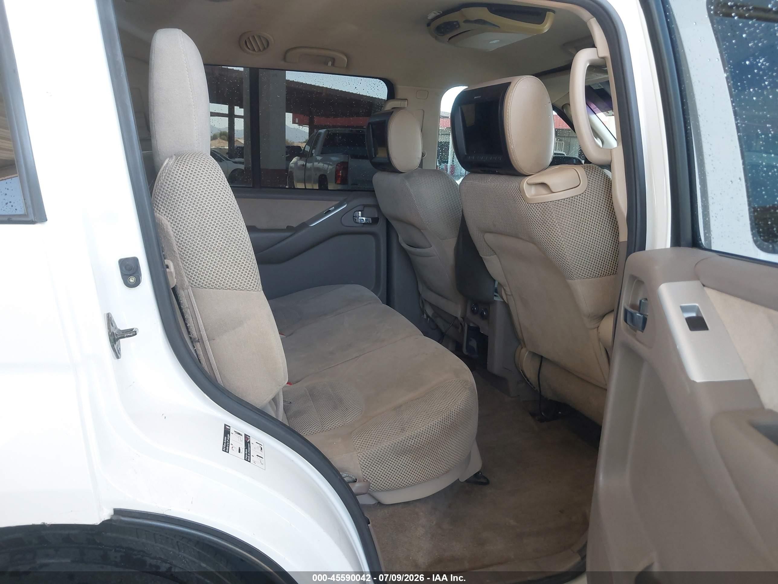 2012 Nissan Pathfinder Sv White vin: 5N1AR1NN1CC603056