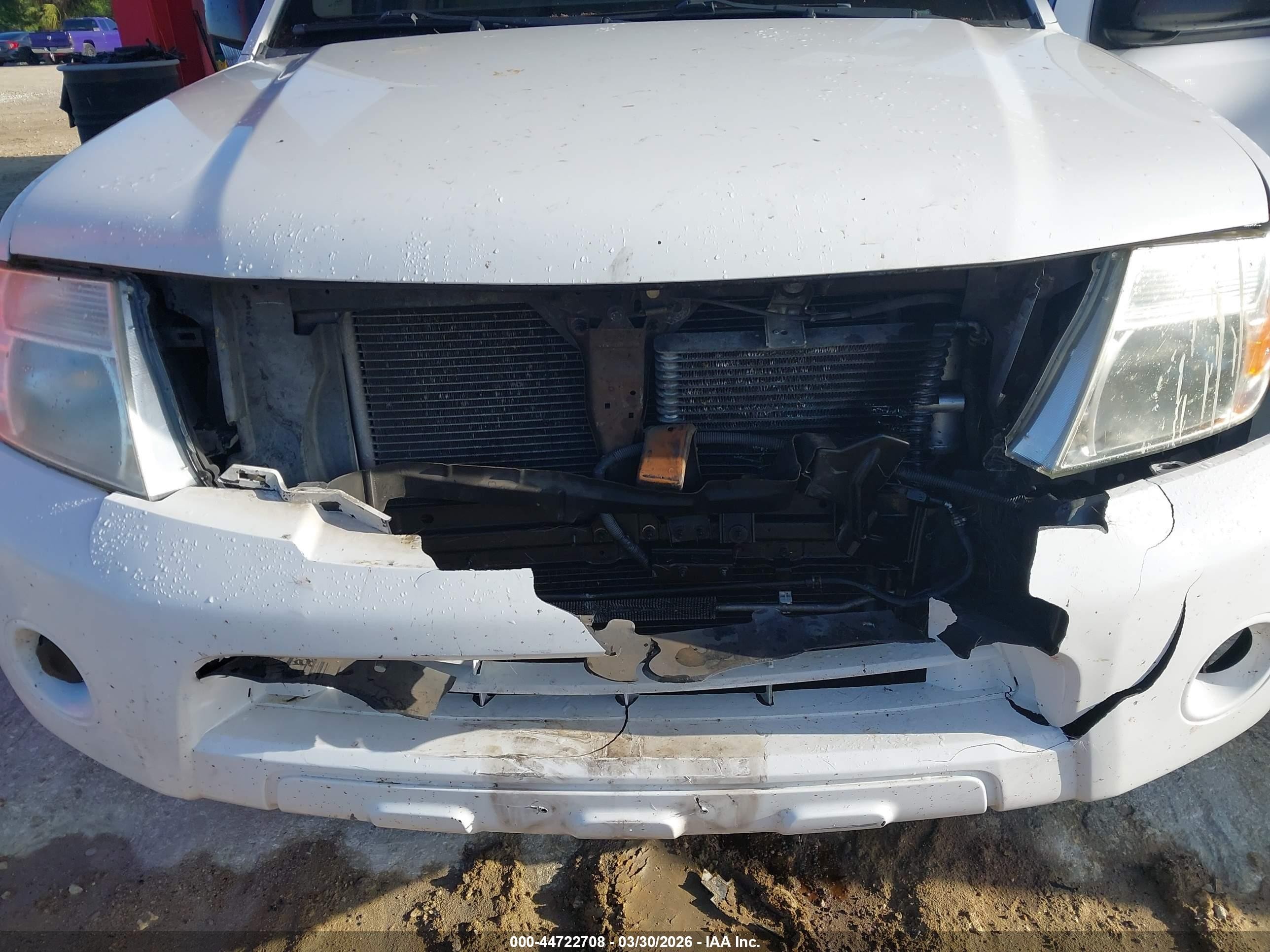 2012 Nissan Pathfinder S White vin: 5N1AR1NN1CC635165