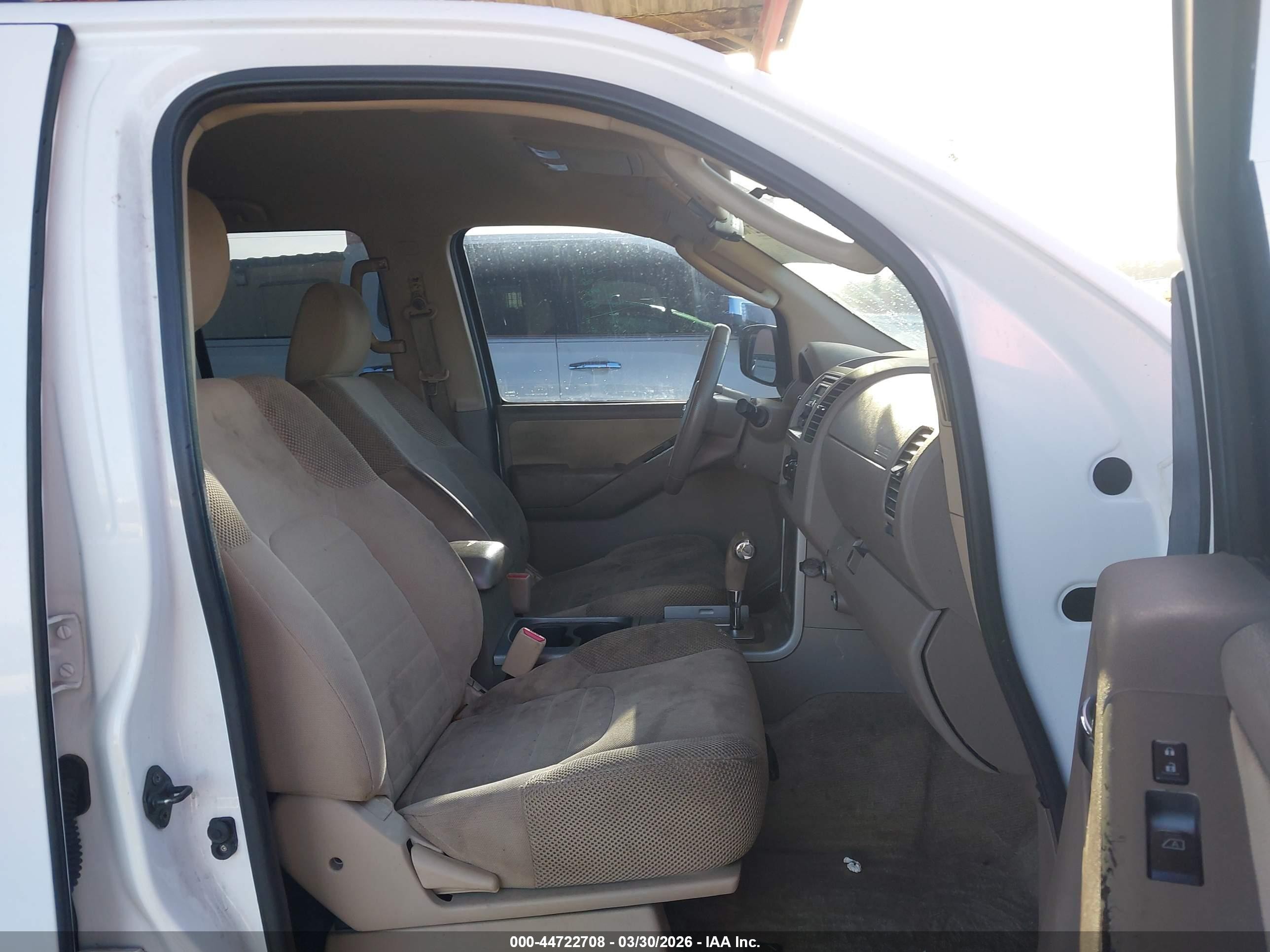 2012 Nissan Pathfinder S White vin: 5N1AR1NN1CC635165