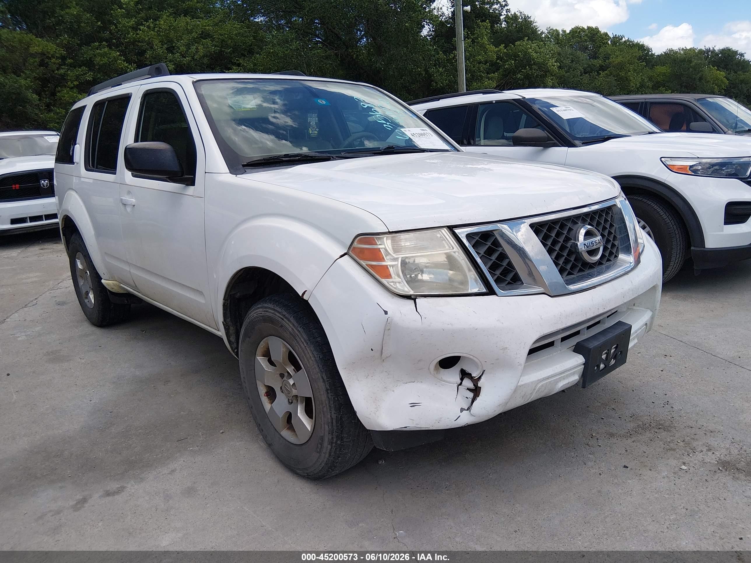 2012 Nissan Pathfinder S White vin: 5N1AR1NN1CC635683