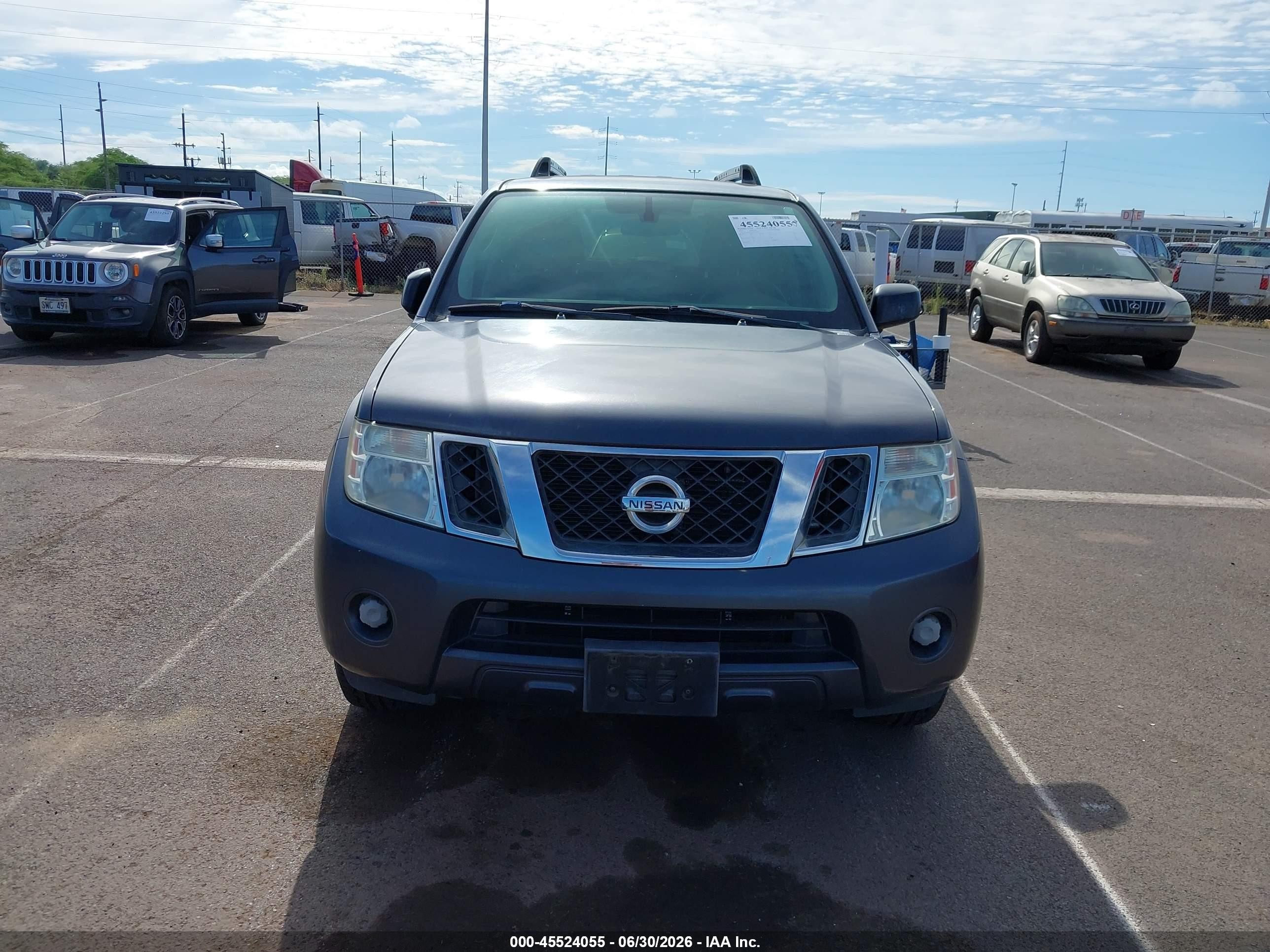 2010 Nissan Pathfinder S Fe+ Gray vin: 5N1AR1NN2AC612409