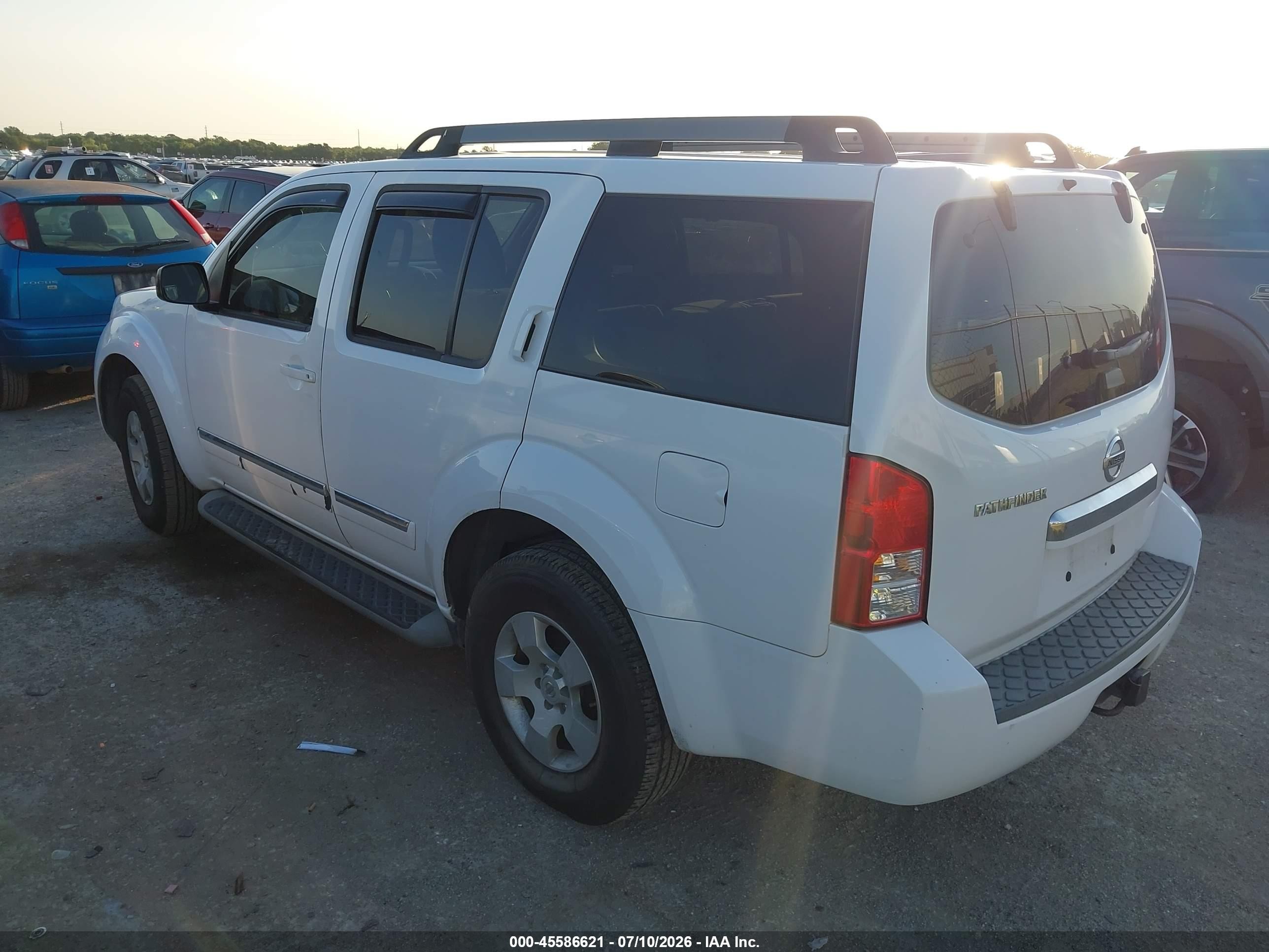 2011 Nissan Pathfinder S White vin: 5N1AR1NN2BC622472