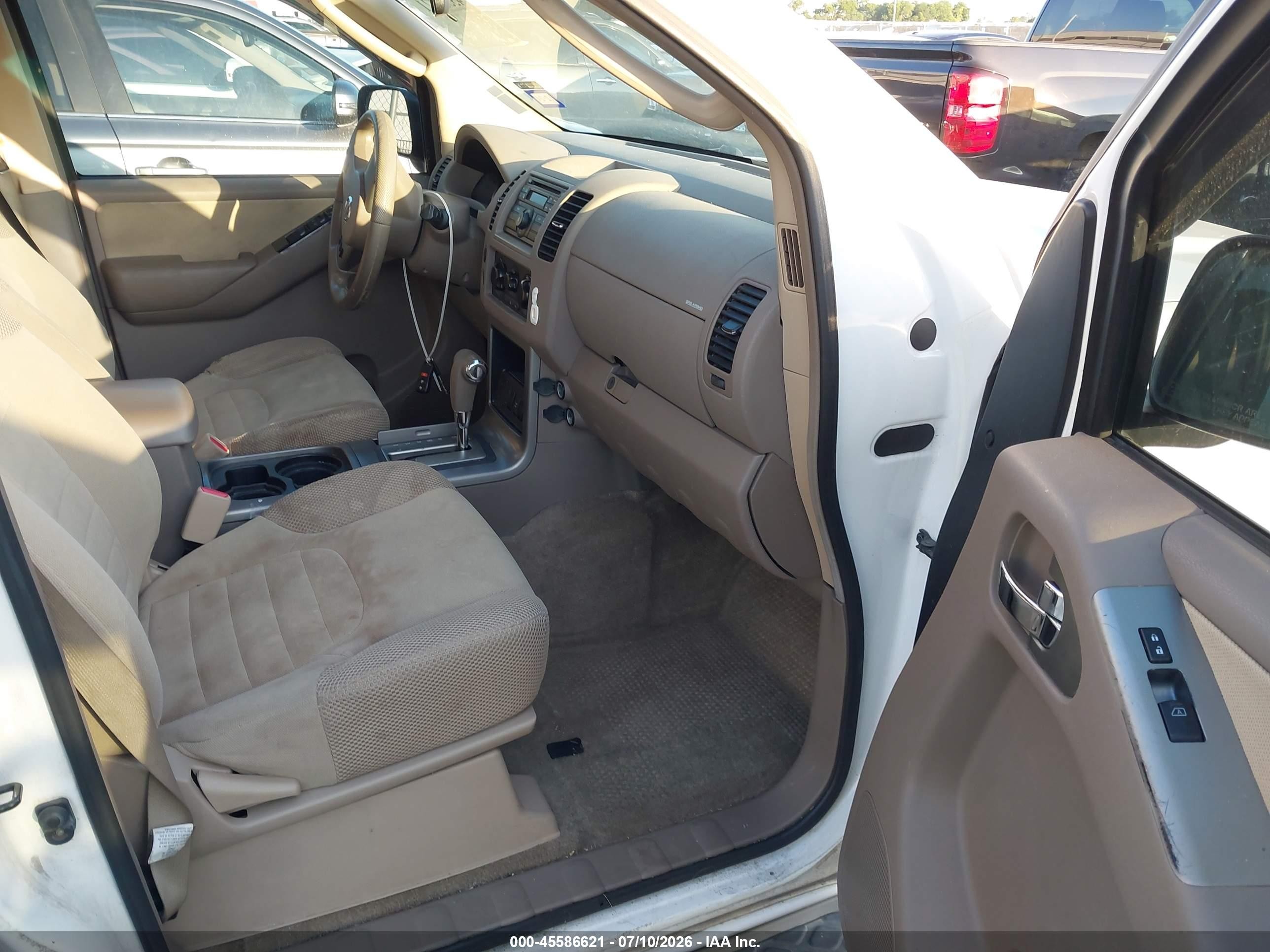 2011 Nissan Pathfinder S White vin: 5N1AR1NN2BC622472
