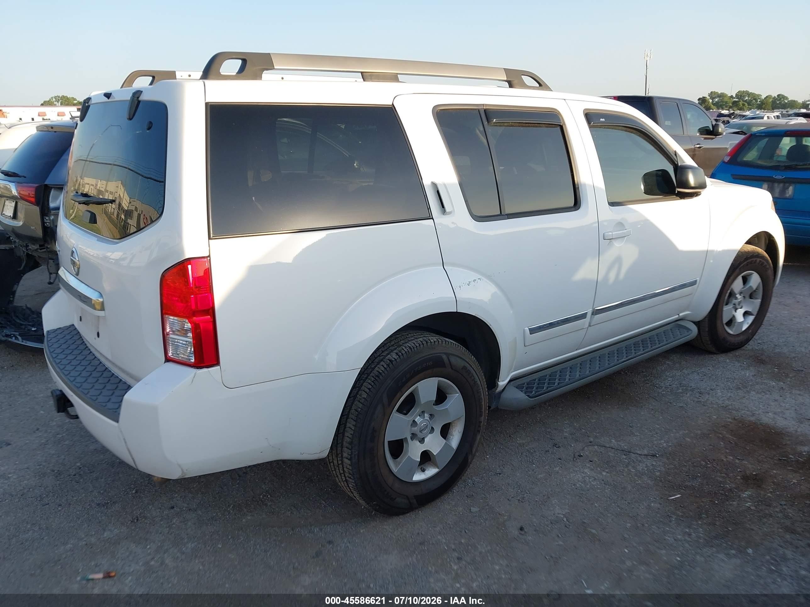 2011 Nissan Pathfinder S White vin: 5N1AR1NN2BC622472