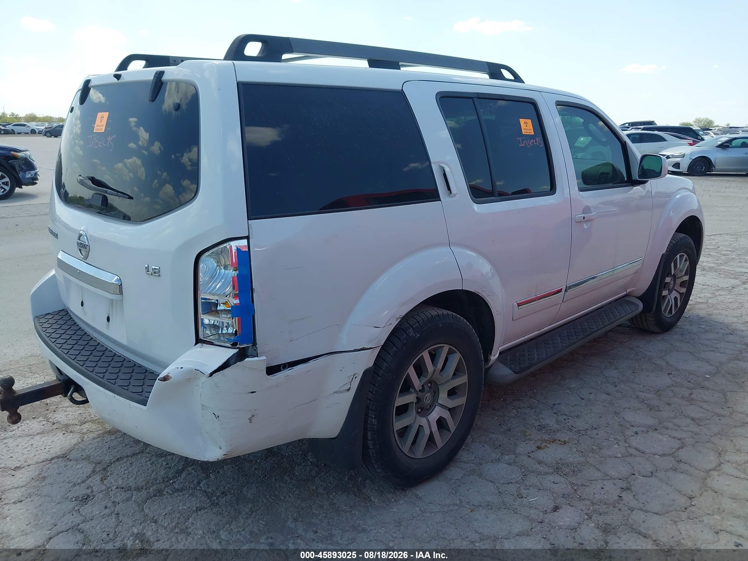 2012 Nissan Pathfinder Le White vin: 5N1AR1NN2CC626782