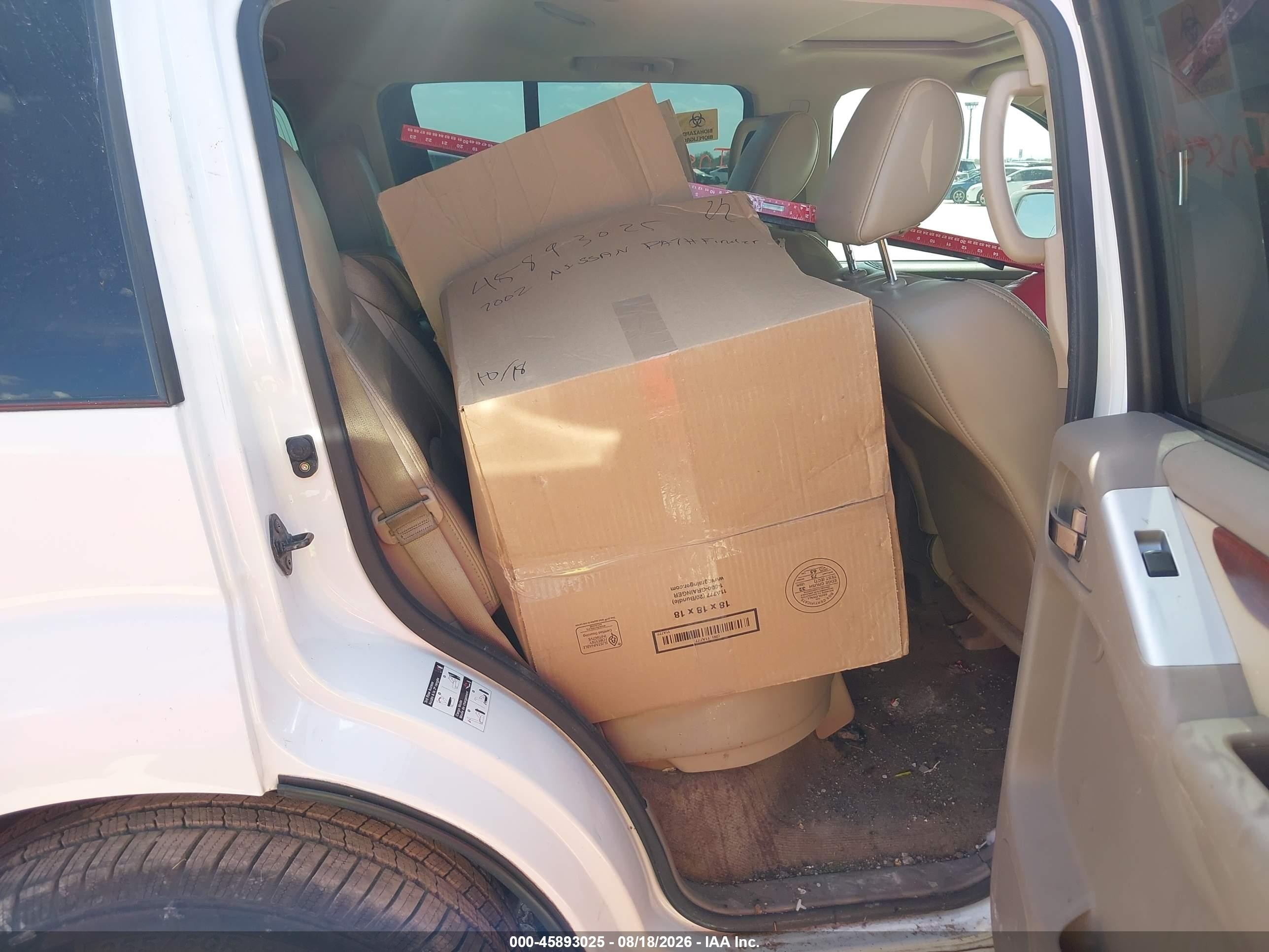 2012 Nissan Pathfinder Le White vin: 5N1AR1NN2CC626782