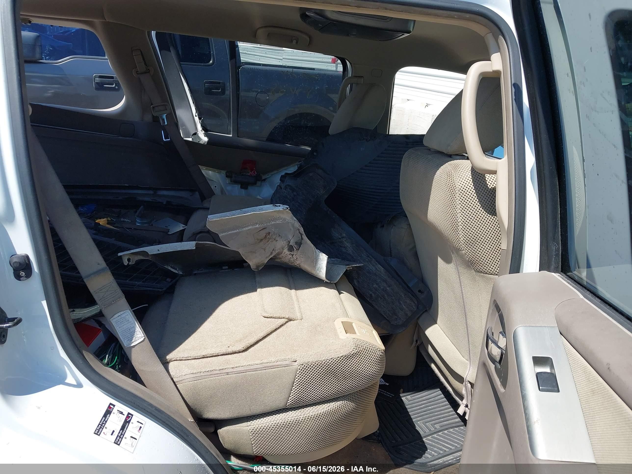 2010 Nissan Pathfinder S Fe+ White vin: 5N1AR1NN3AC601547