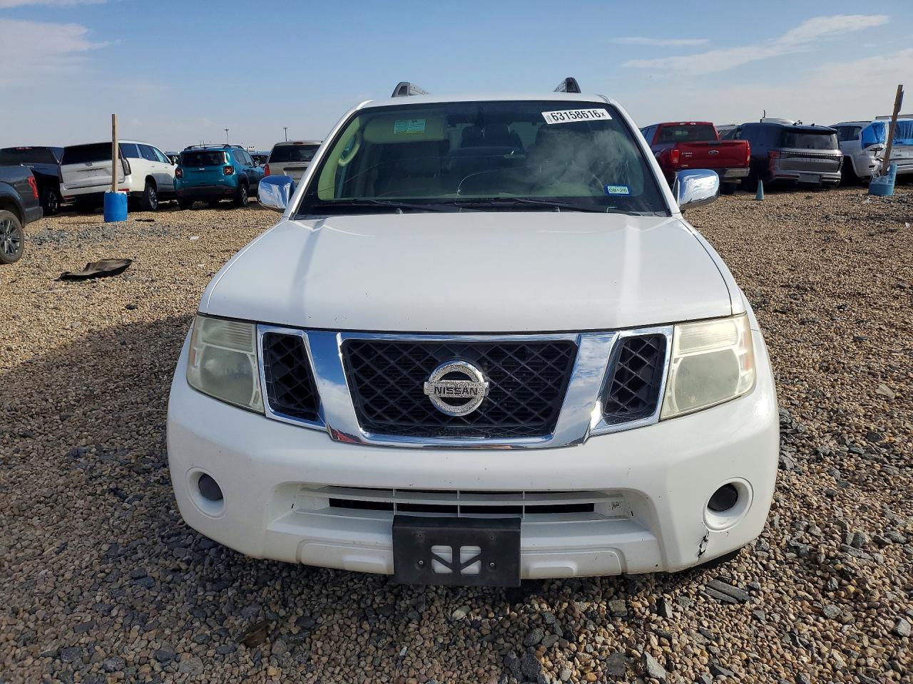 2010 Nissan Pathfinder S Fe+ White vin: 5N1AR1NN3AC621801
