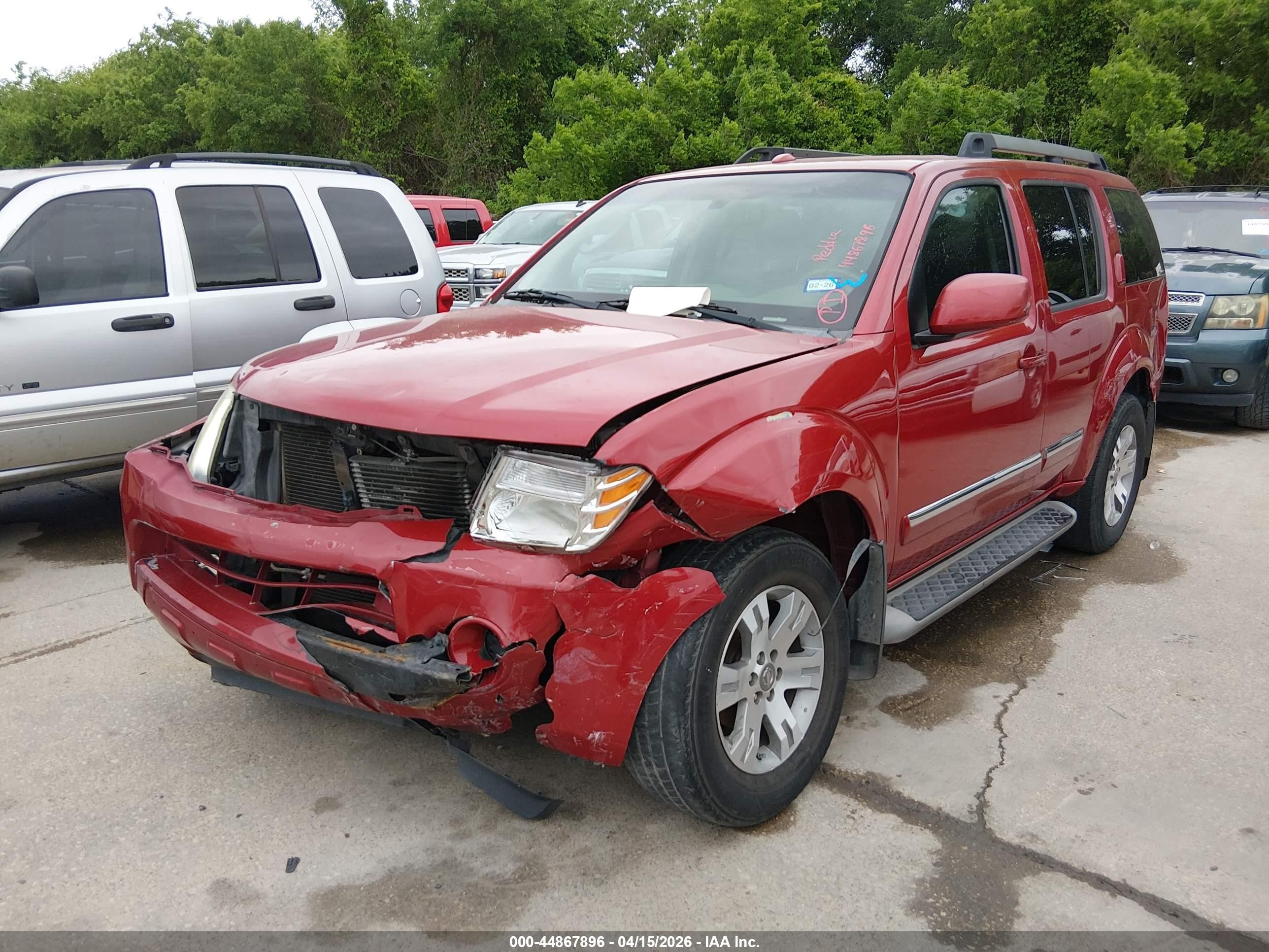 2011 Nissan Pathfinder Silver Red vin: 5N1AR1NN3BC610041