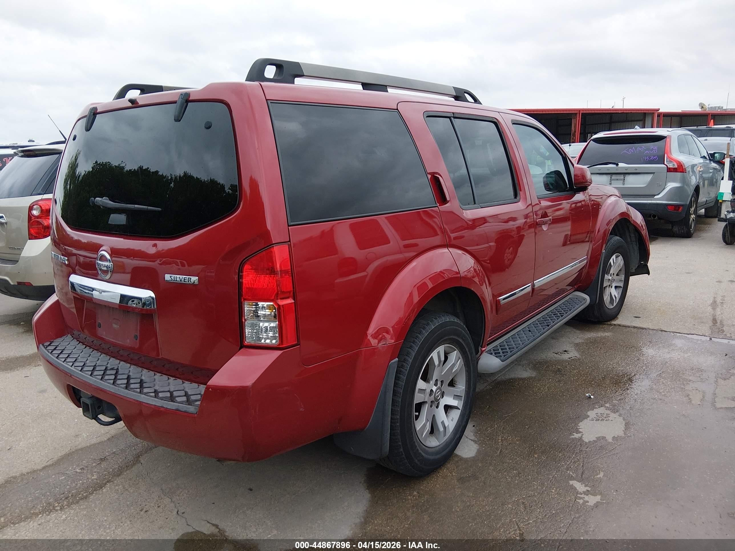 2011 Nissan Pathfinder Silver Red vin: 5N1AR1NN3BC610041