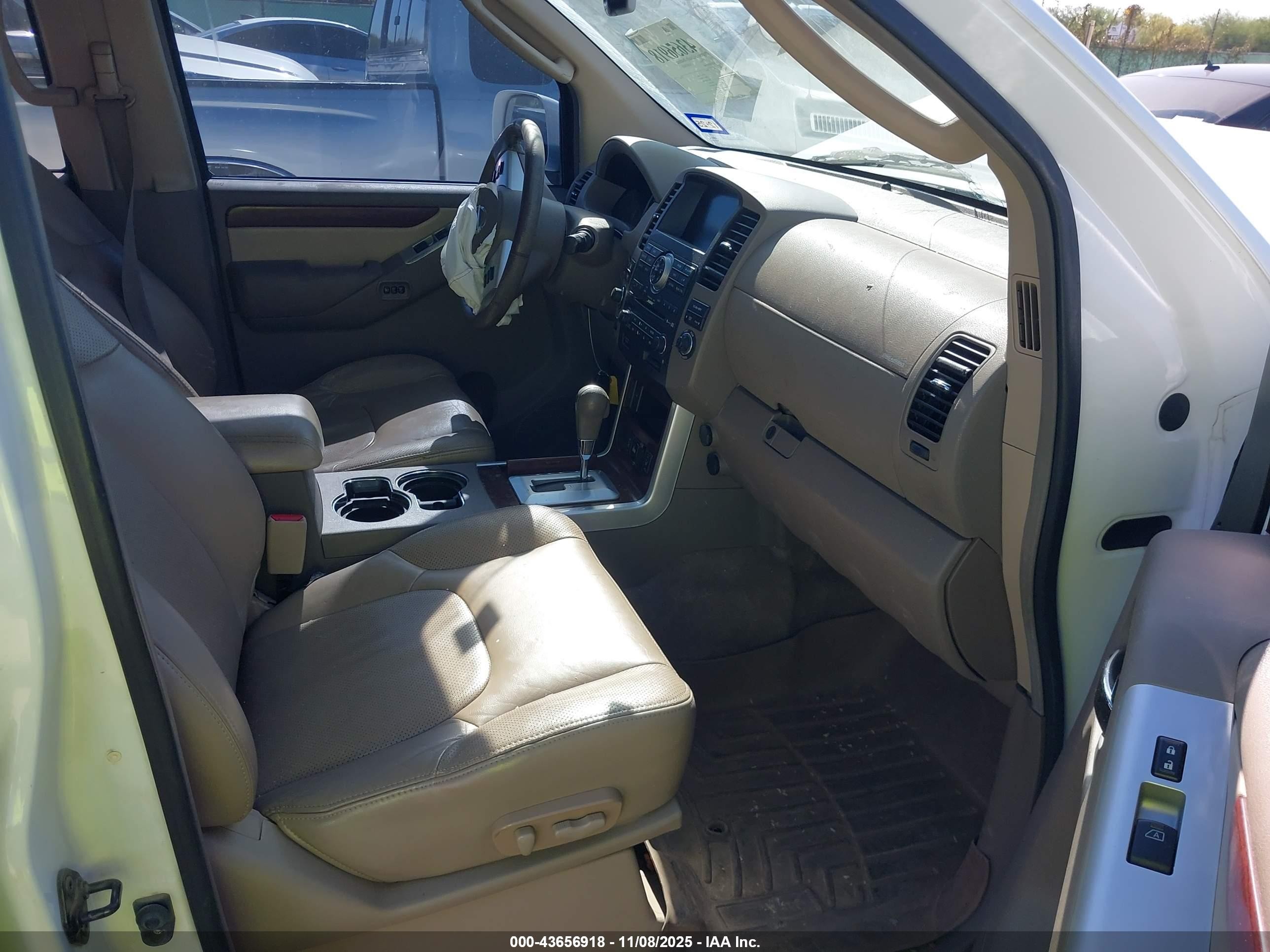 2011 Nissan Pathfinder Le White vin: 5N1AR1NN3BC614865