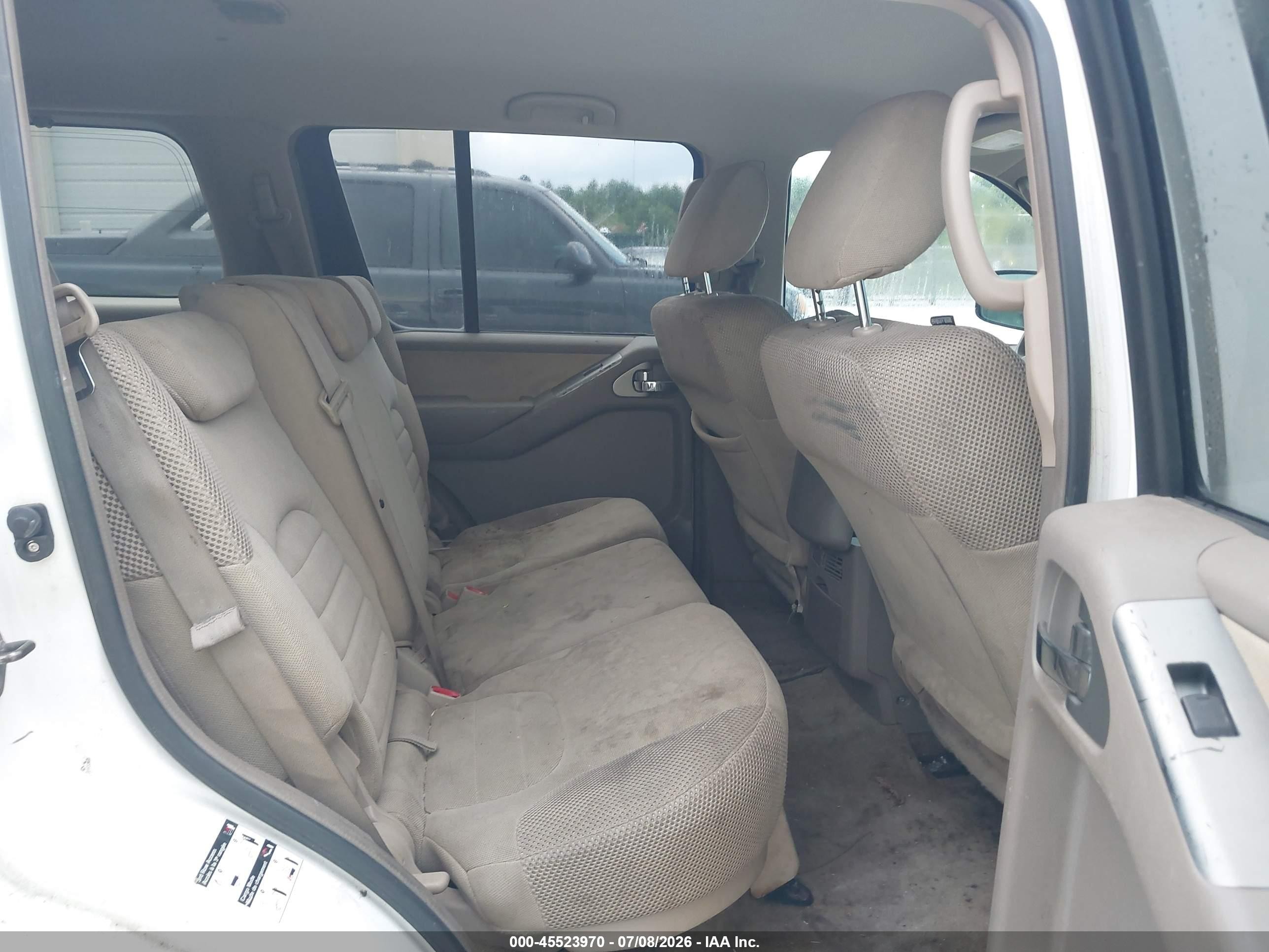 2011 Nissan Pathfinder S White vin: 5N1AR1NN3BC615661